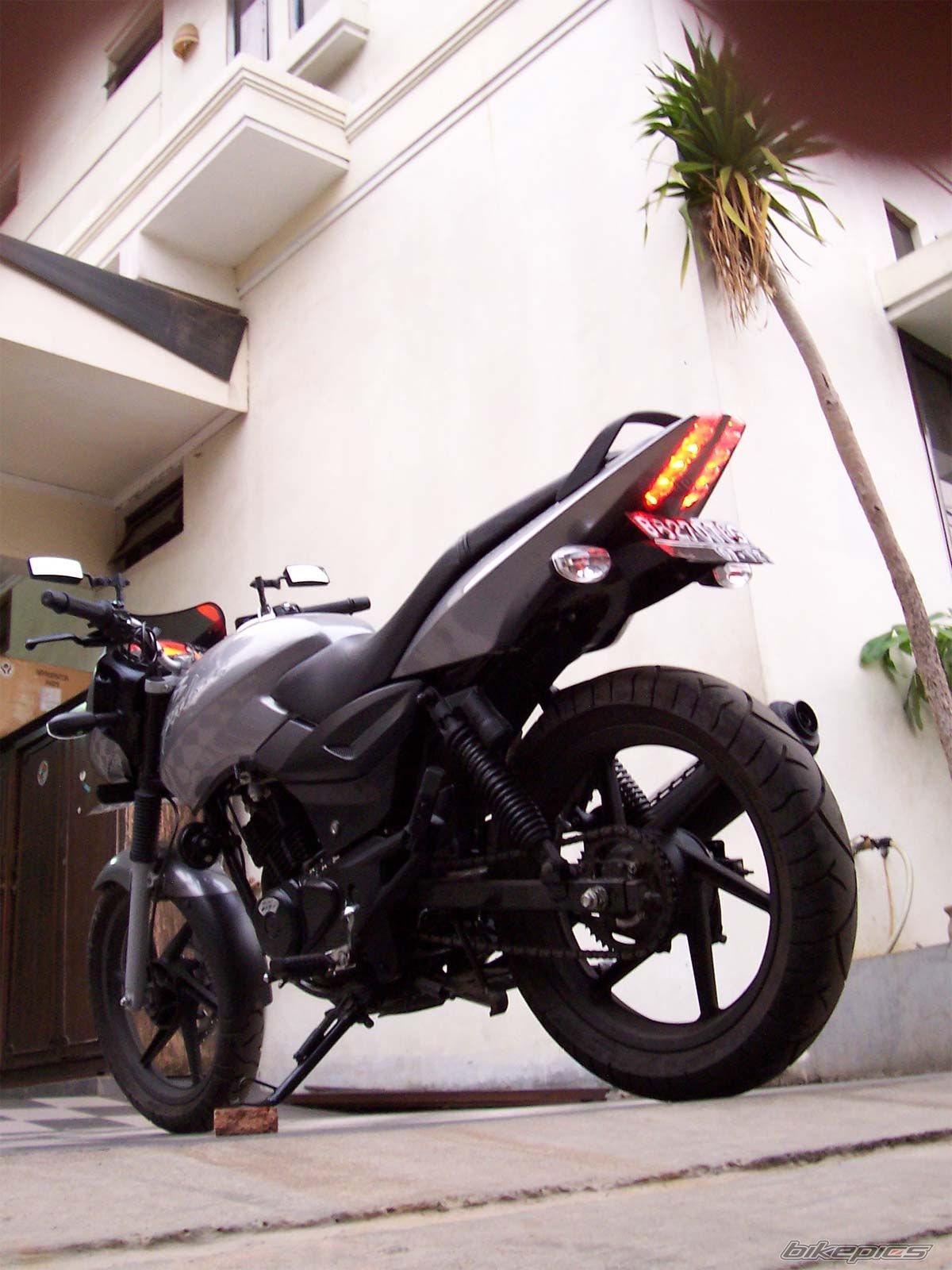 2007 BAJAJ PULSAR 180 | Picture 1046192 motorcycle photo