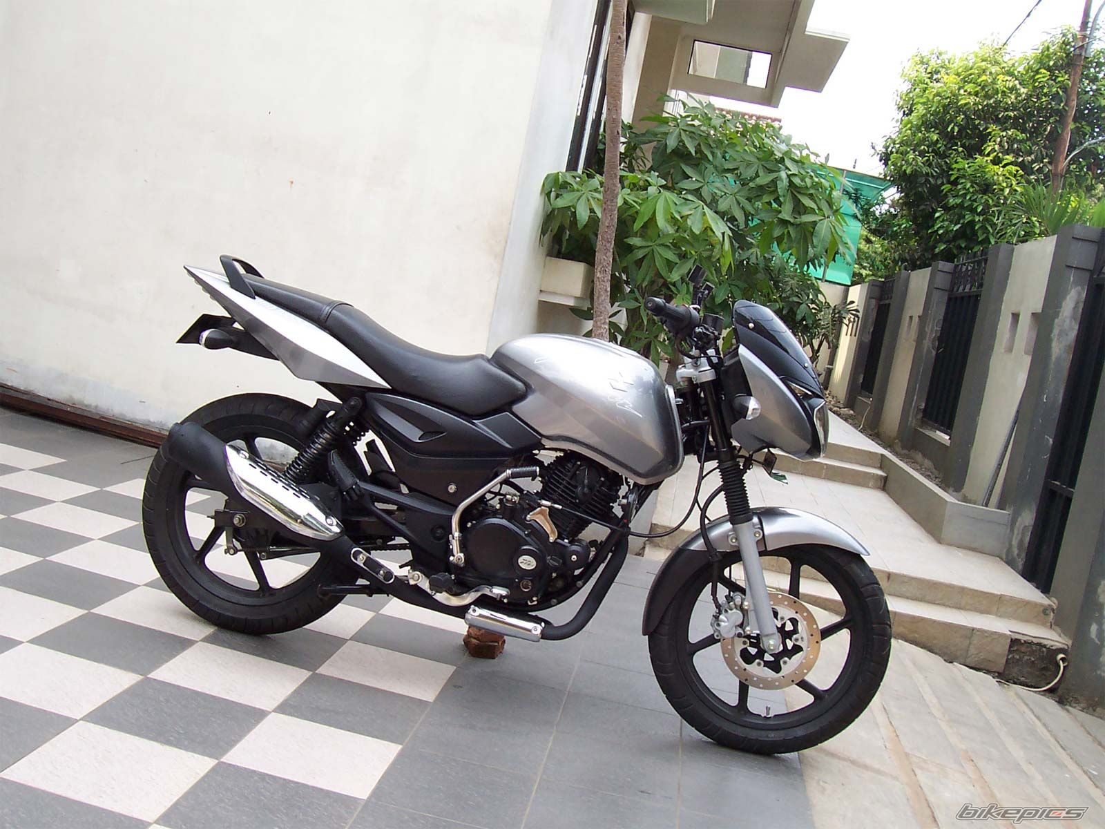 2007 BAJAJ PULSAR 180 | Picture 1046197 motorcycle photo