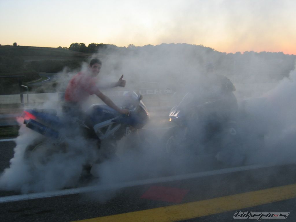 2003 SUZUKI SV 650S | Picture 1047353 motorcycle photo