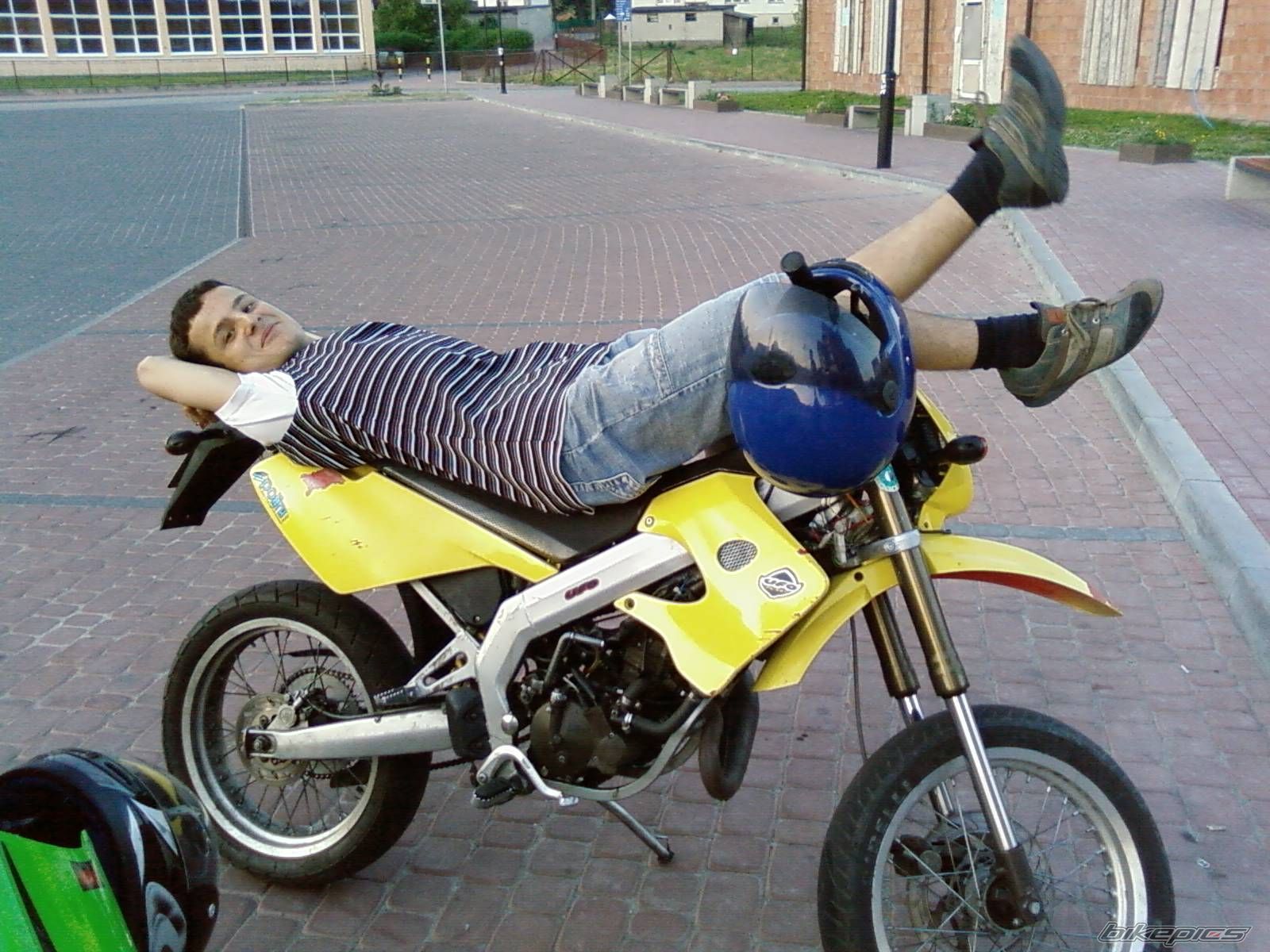 2001 DERBI SENDA SM 50 | Picture 1047646 motorcycle photo