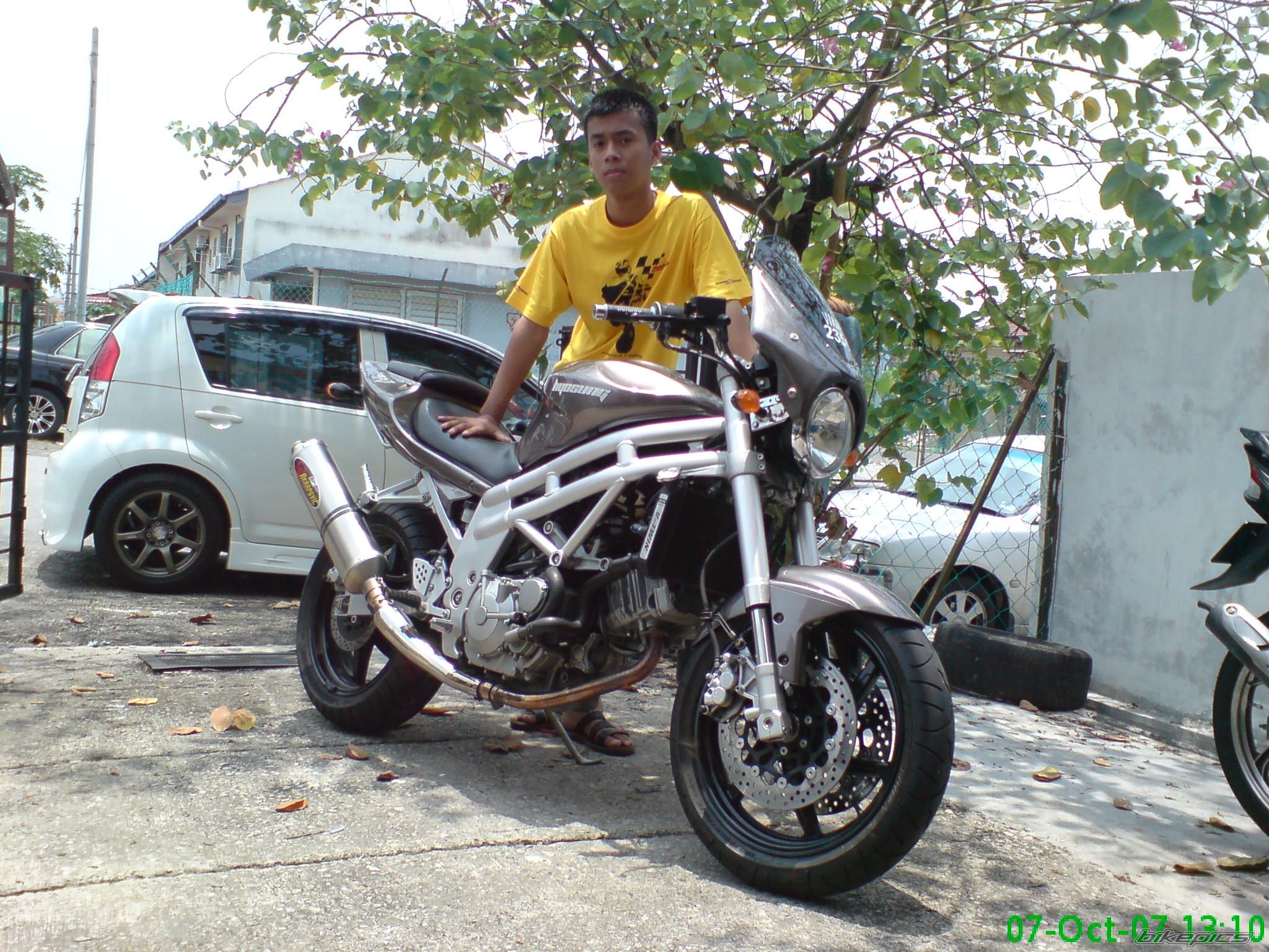 2006 HYOSUNG GT 650 COMET | Picture 1047808 motorcycle photo