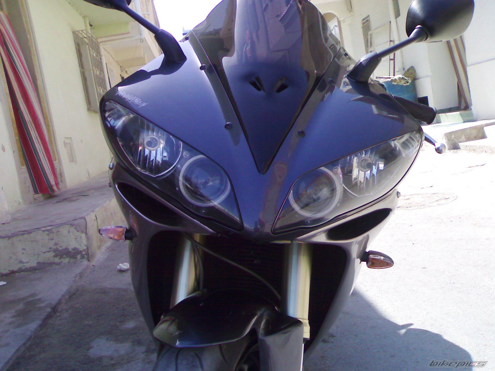 2005 YAMAHA YZF R1 | Picture 1047901 motorcycle photo