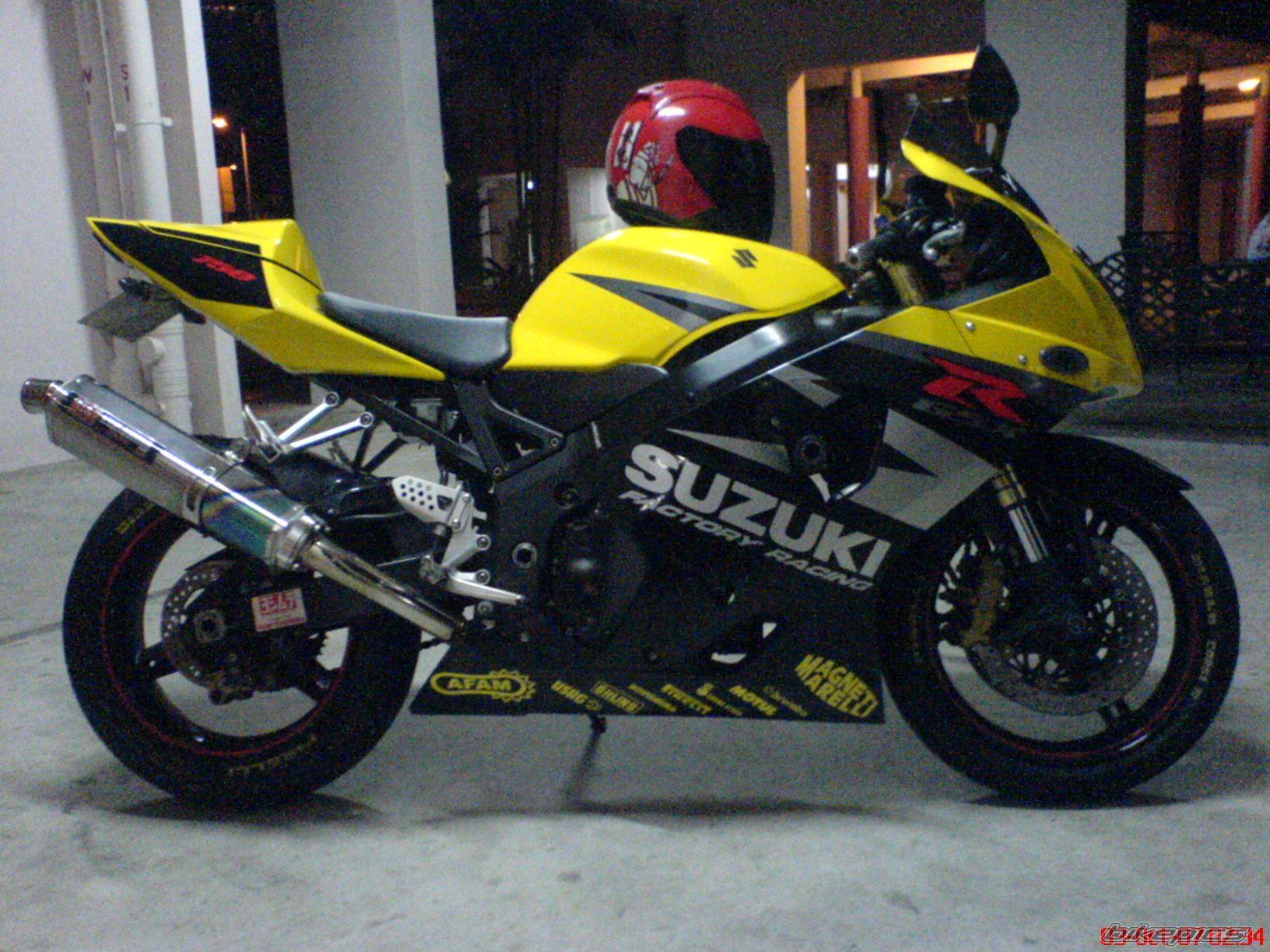 2004 SUZUKI GSX R 750 | Picture 1049060 motorcycle photo