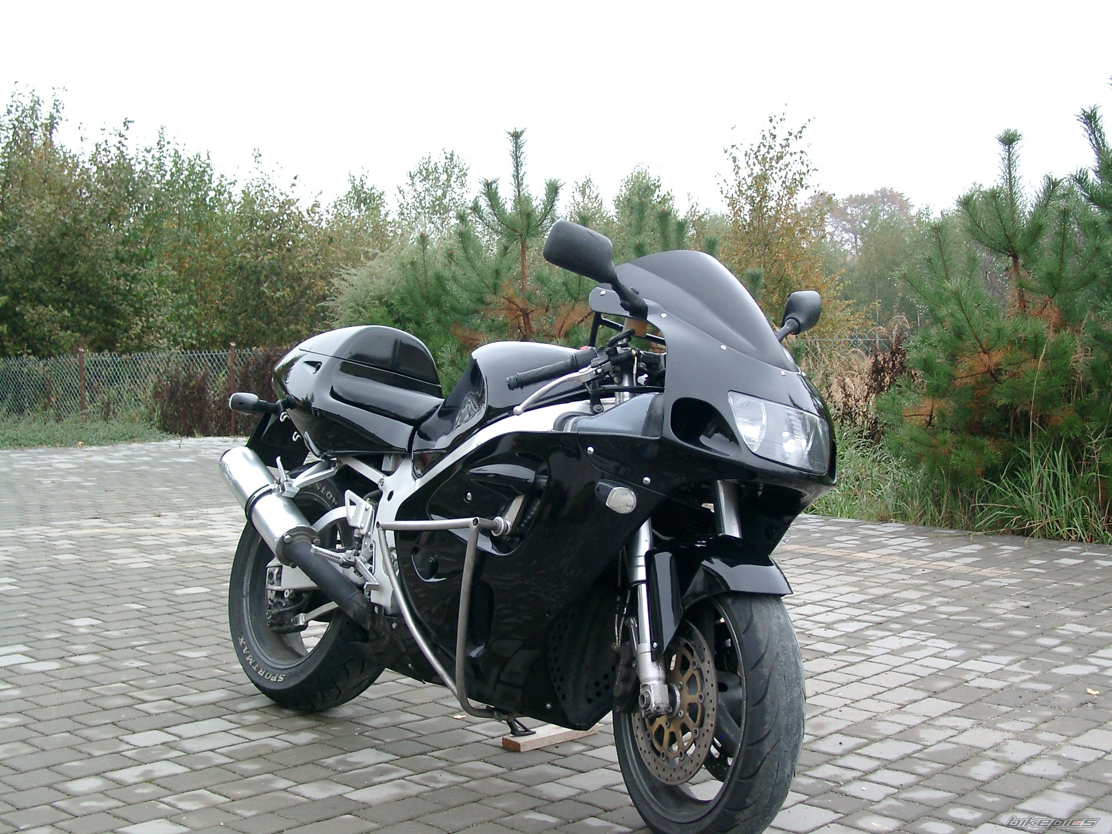 1997 SUZUKI GSX R 750 | Picture 1049684 motorcycle photo