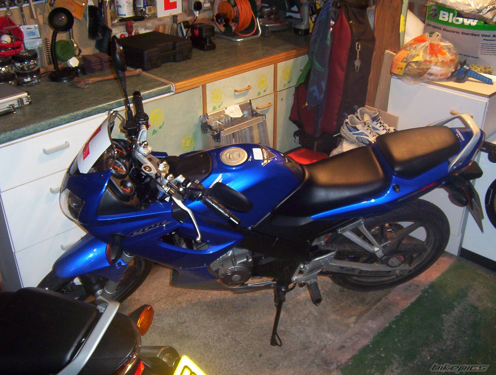 2004 HONDA CBR 125 | Picture 105068 motorcycle photo