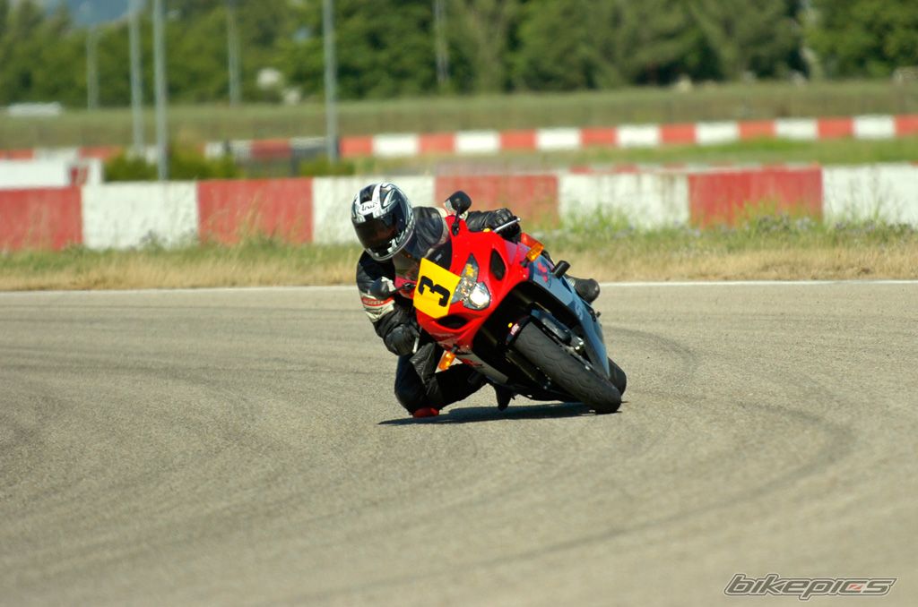 2005 SUZUKI GSX R 600 | Picture 1051065 motorcycle photo
