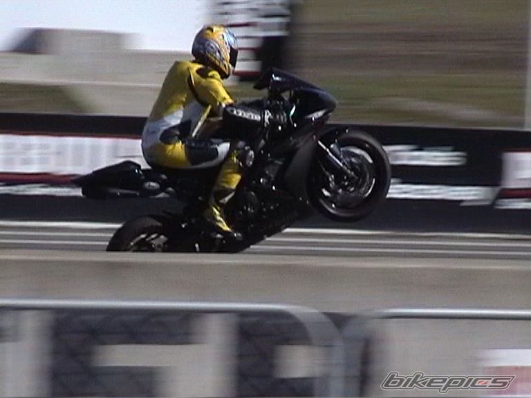 2006 YAMAHA YZF R1 | Picture 1052435 motorcycle photo