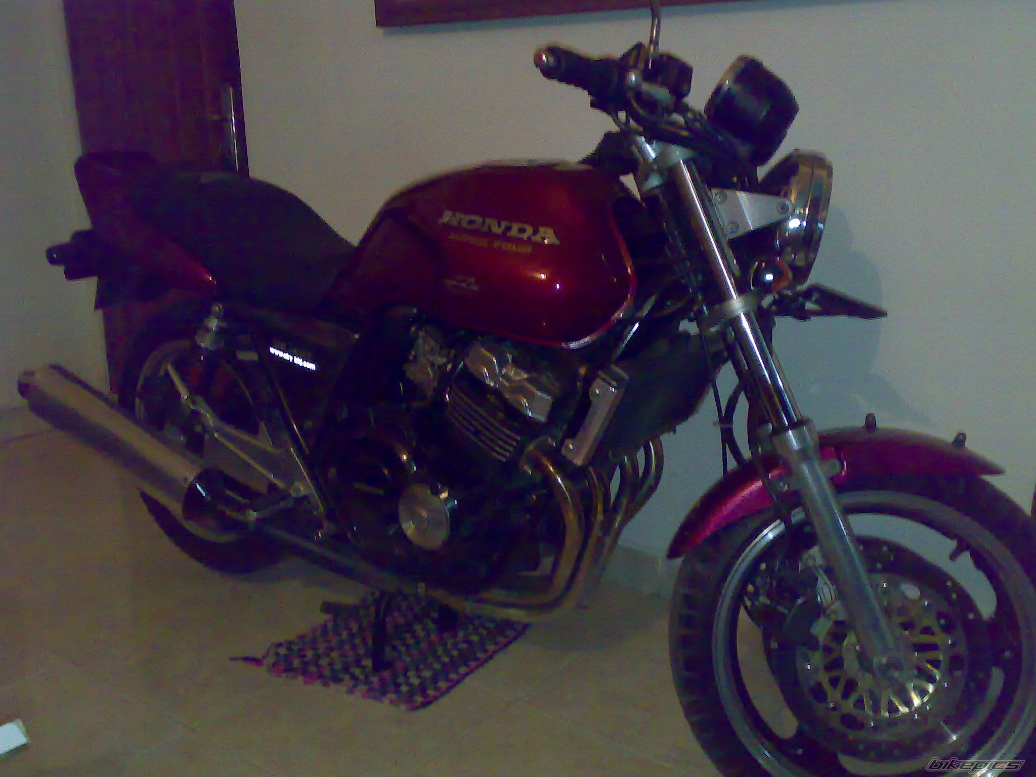 2006 HONDA CB400 SUPERFOUR | Picture 1054064 motorcycle photo