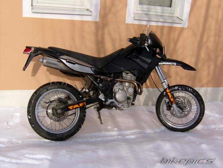 2001 MZ 125SM | Picture 105438 motorcycle photo
