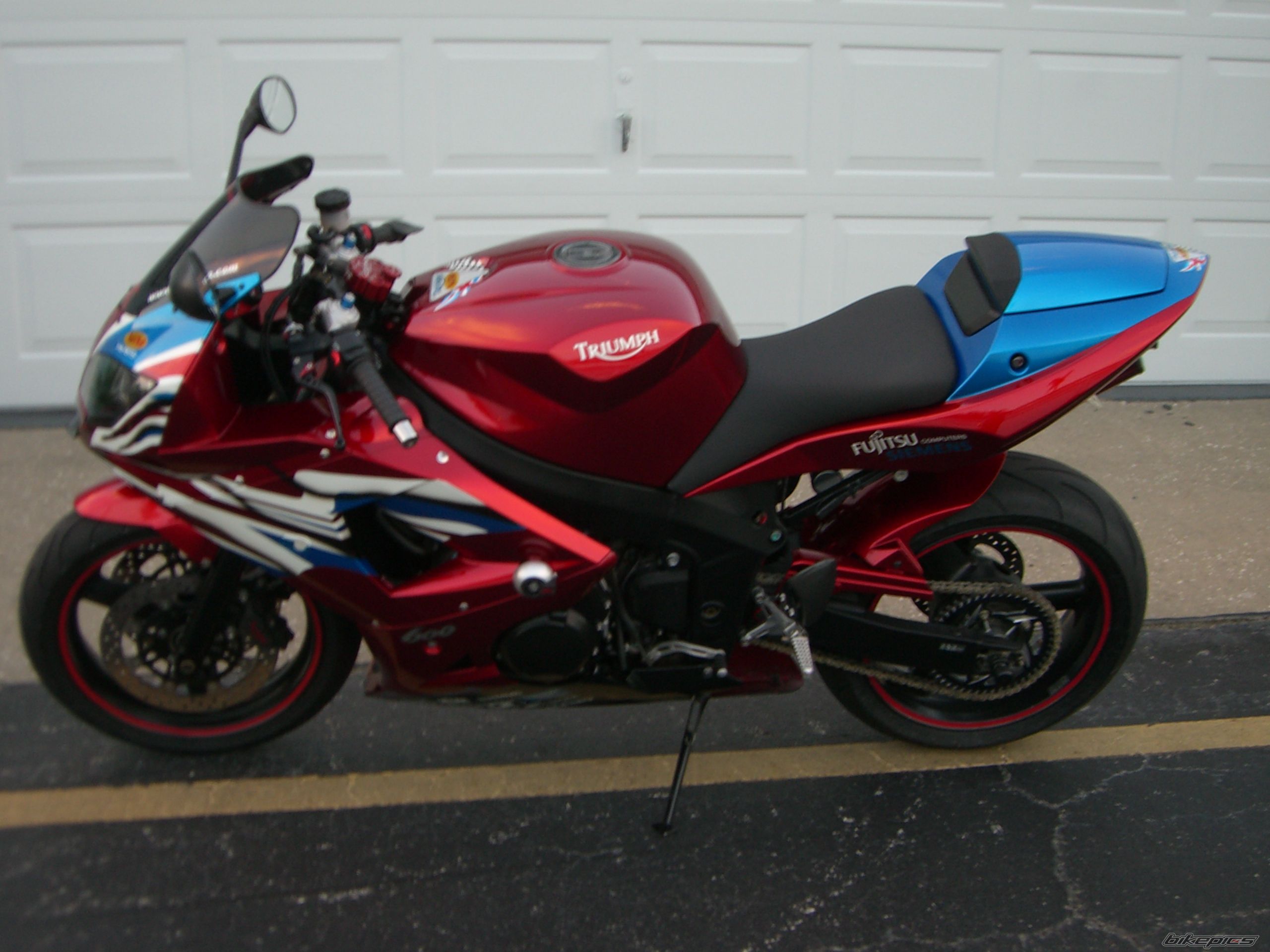 2004 TRIUMPH DAYTONA 600 | Picture 1056214 motorcycle photo