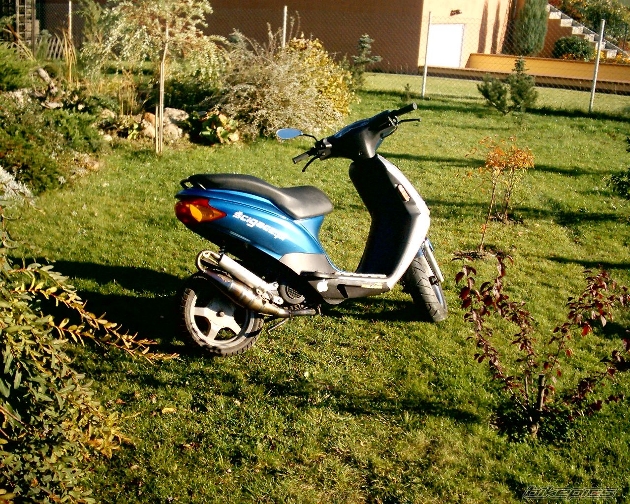 2002 DERBI ATLANTIS | Picture 1056582 motorcycle photo