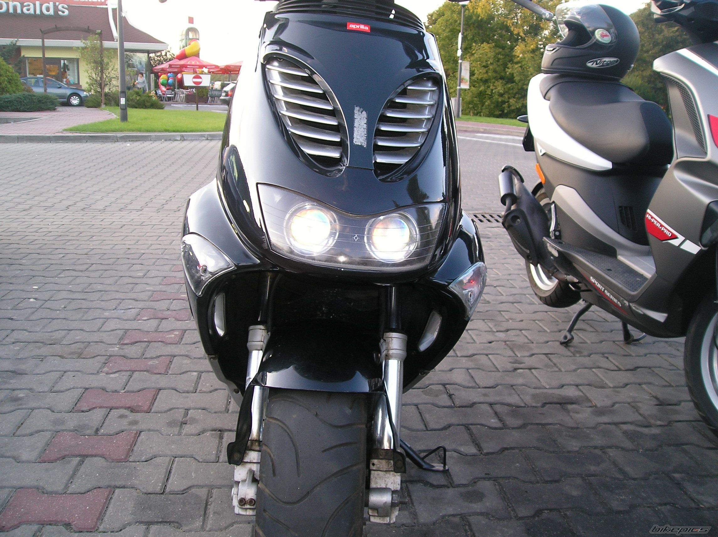 1999 APRILIA SR 50 | Picture 1057714 motorcycle photo
