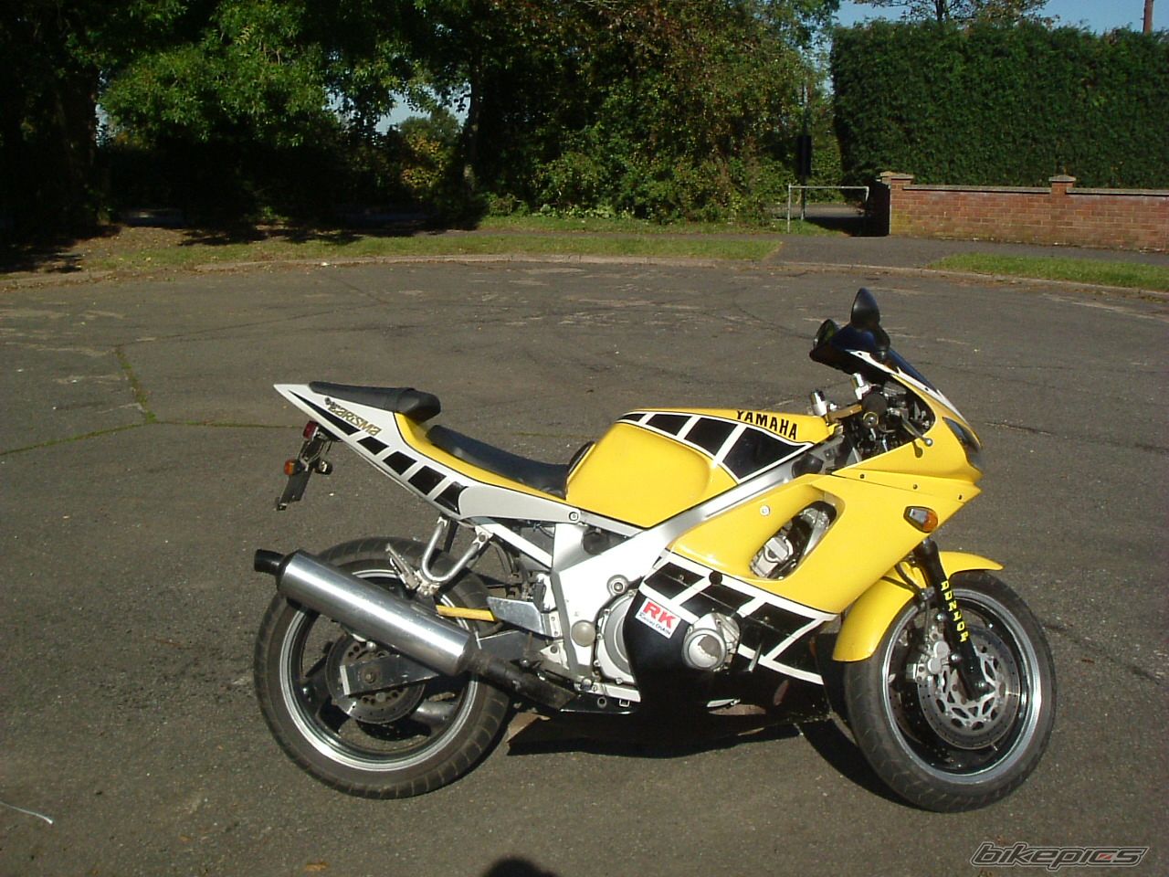 1989 YAMAHA FZR 600 | Picture 1058189 motorcycle photo