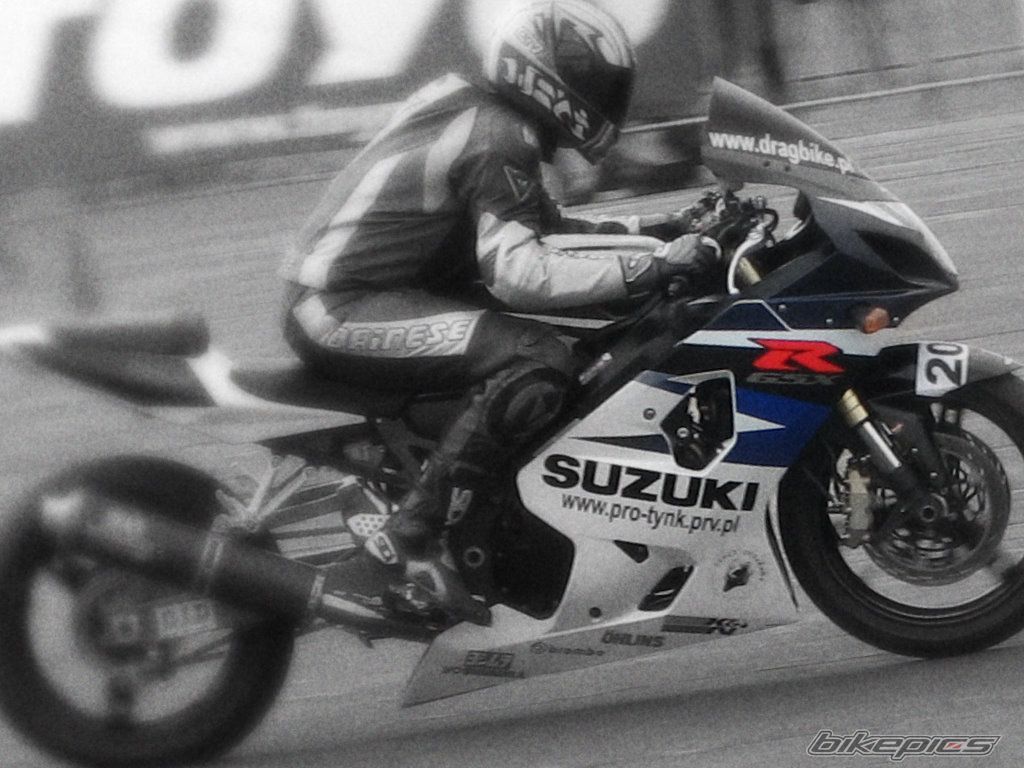 2004 SUZUKI GSX R 750 | Picture 1058576 motorcycle photo