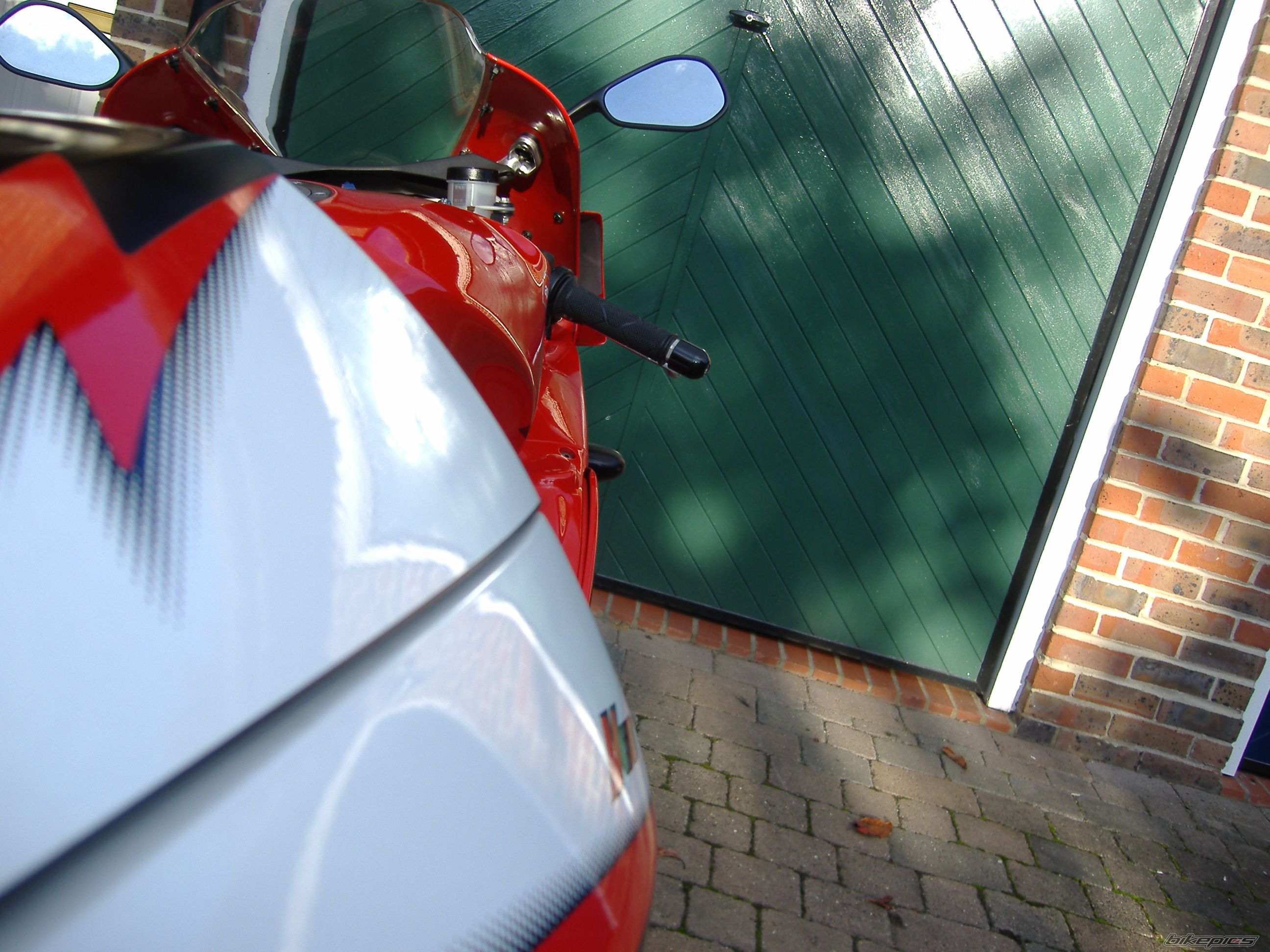 2002 APRILIA RSV 1000 MILLE | Picture 1060289 motorcycle photo