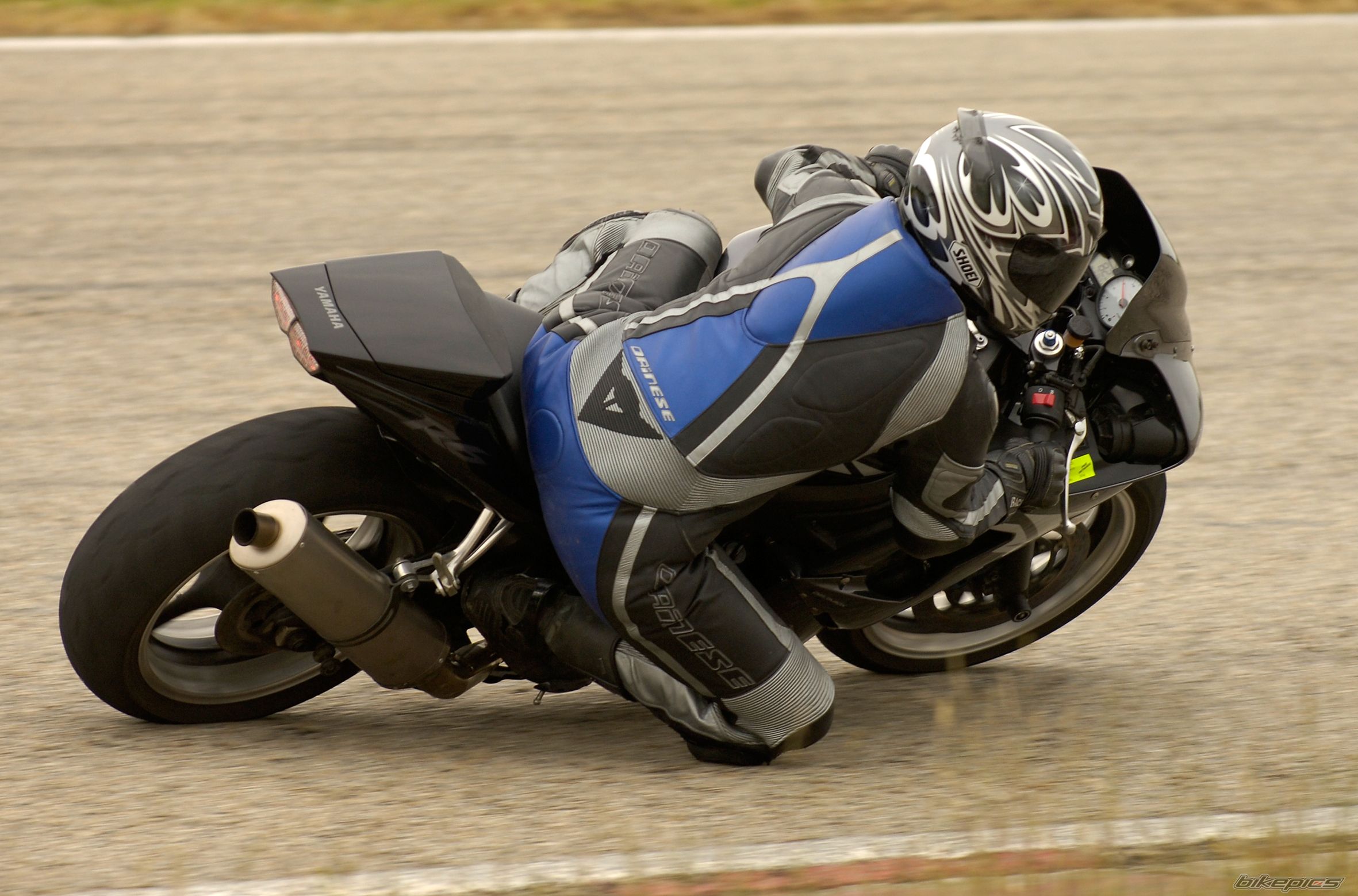 2004 YAMAHA YZF R6 | Picture 1060394 motorcycle photo