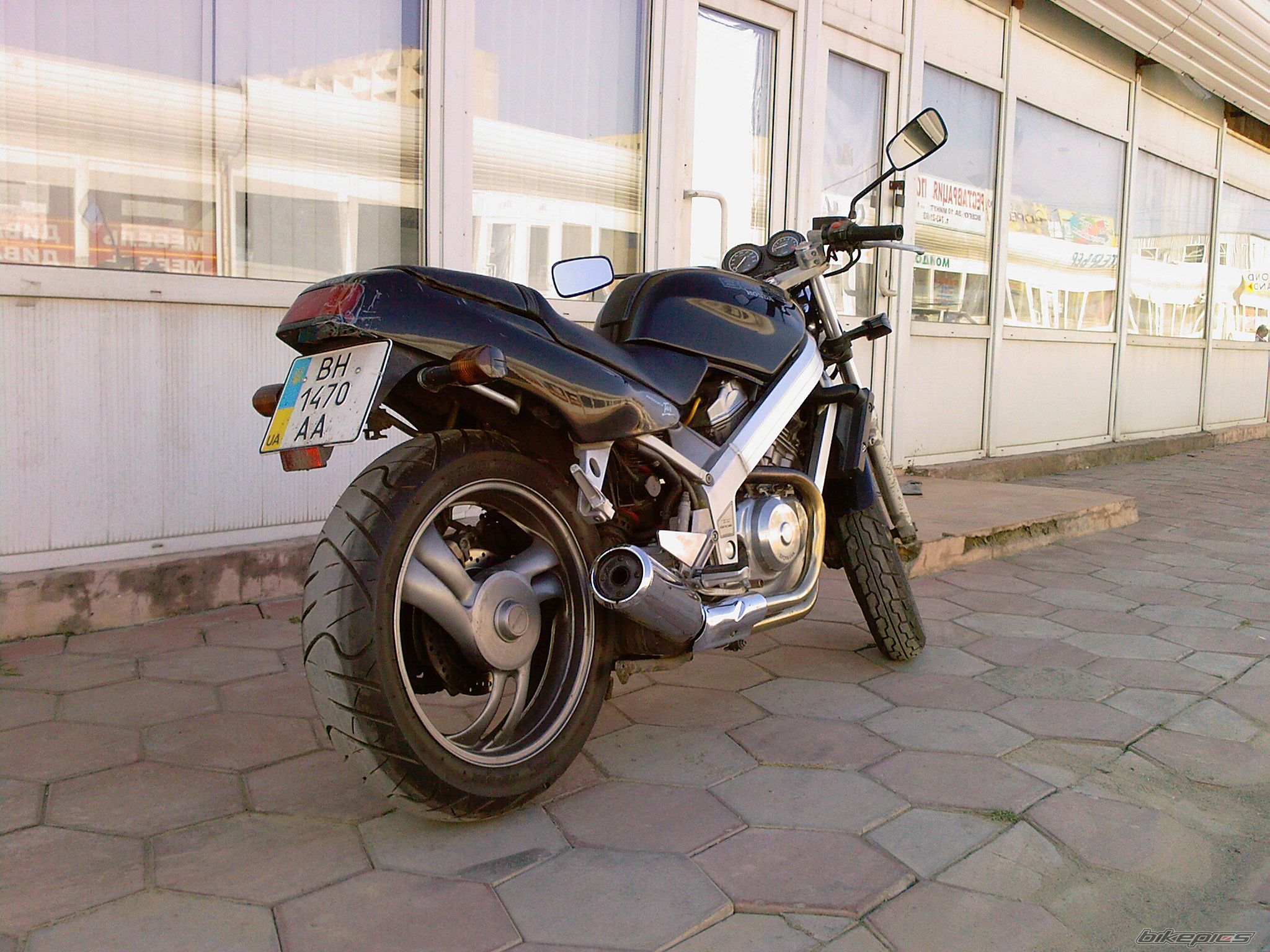 1992 HONDA BROS 400 | Picture 1061633 motorcycle photo