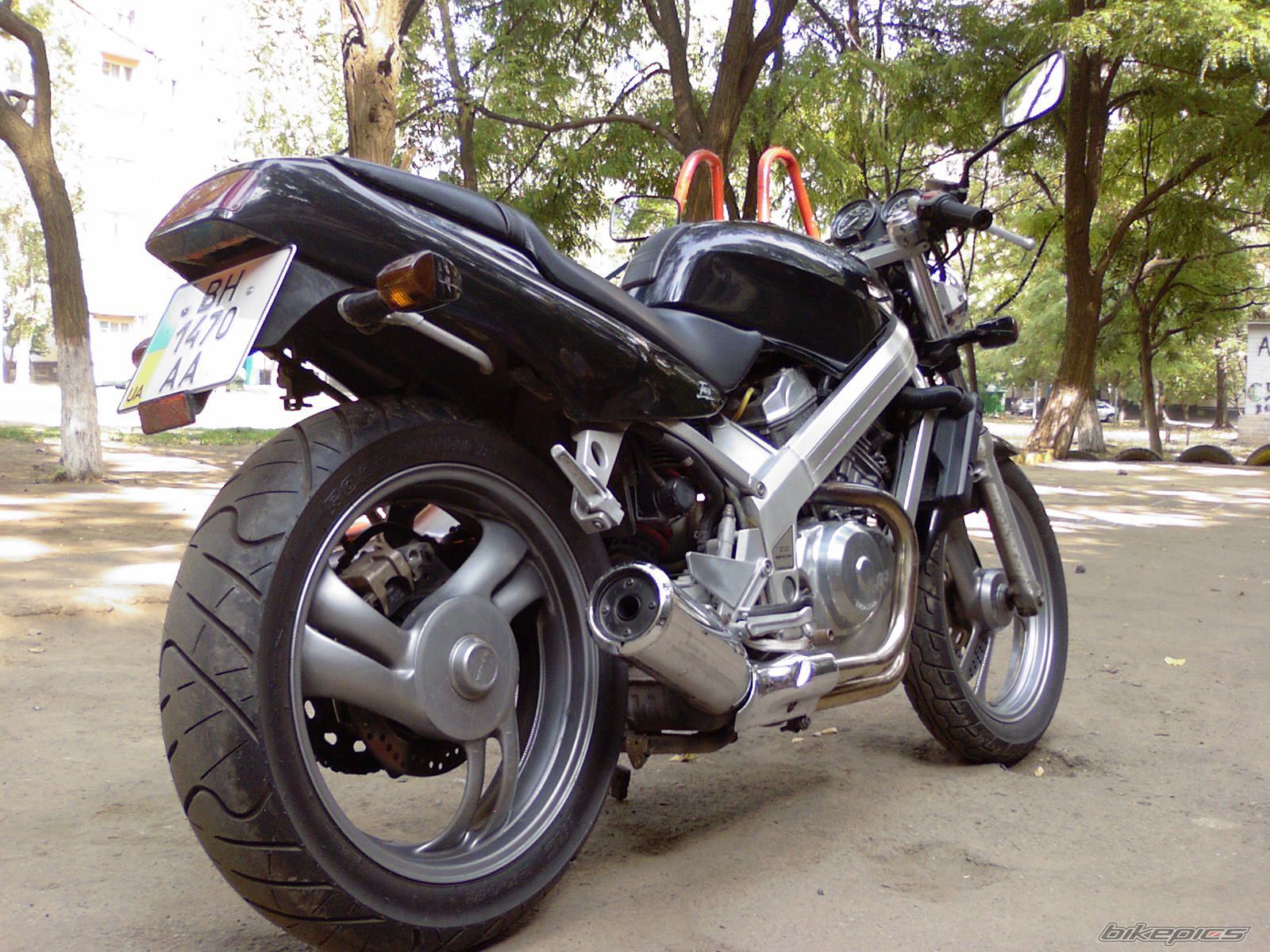 1992 HONDA BROS 400 | Picture 1061641 motorcycle photo