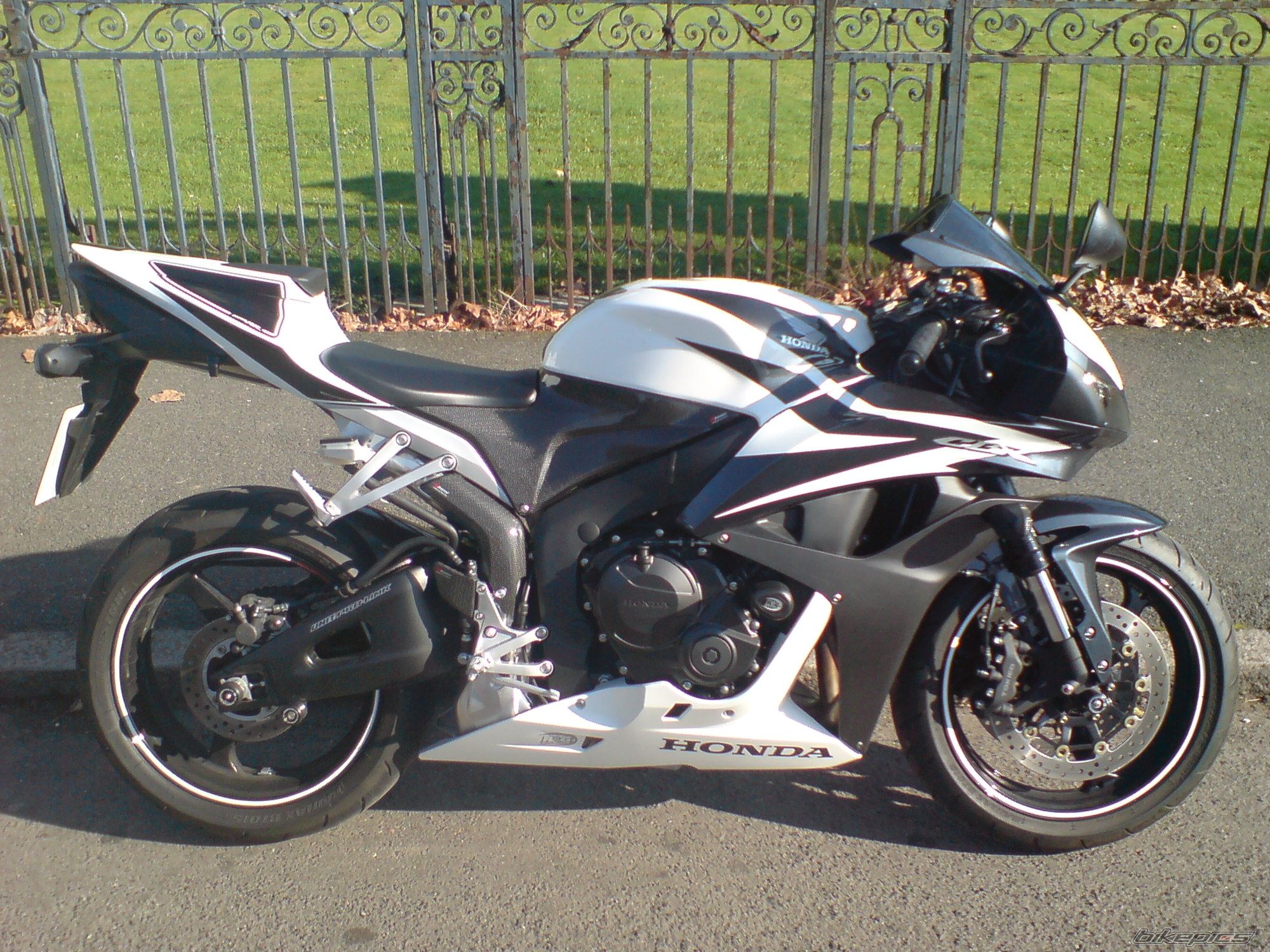 2007 HONDA CBR 600 RR | Picture 1062286 motorcycle photo