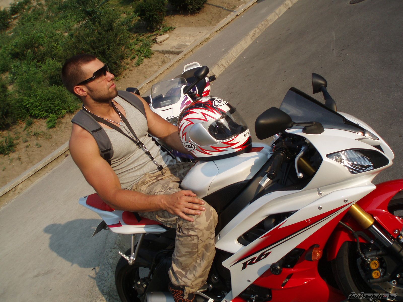 2007 YAMAHA YZF R6 | Picture 1065125 motorcycle photo
