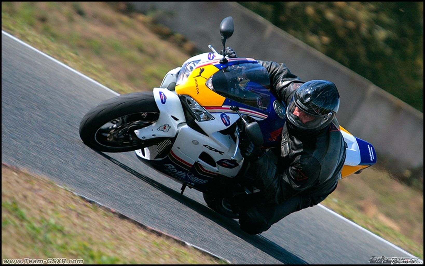 2004 HONDA CBR 1000  RR | Picture 1065450 motorcycle photo