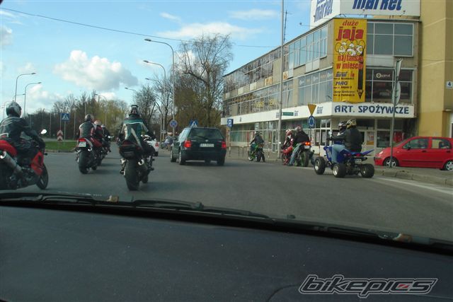1999 HONDA CBR 900 | Picture 1065967 motorcycle photo