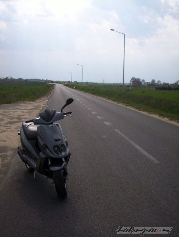 1997 MALAGUTI F 12 50 | Picture 1067982 motorcycle photo