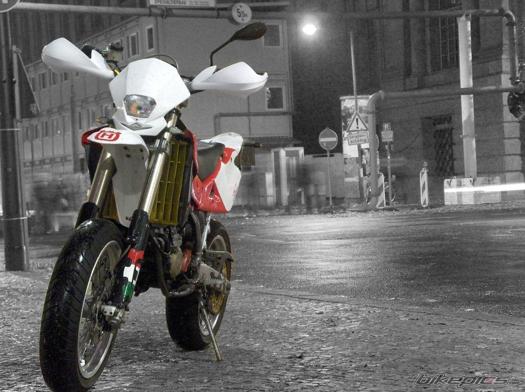 2000 HUSQVARNA SM 125 S | Picture 1068045 motorcycle photo