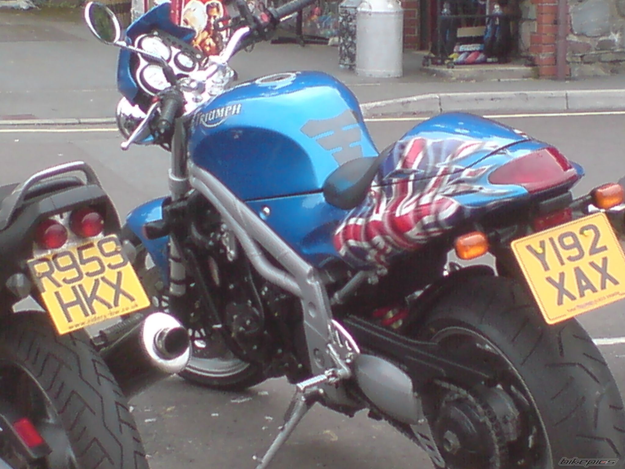 2001 TRIUMPH SPEED TRIPLE | Picture 1068153 motorcycle photo