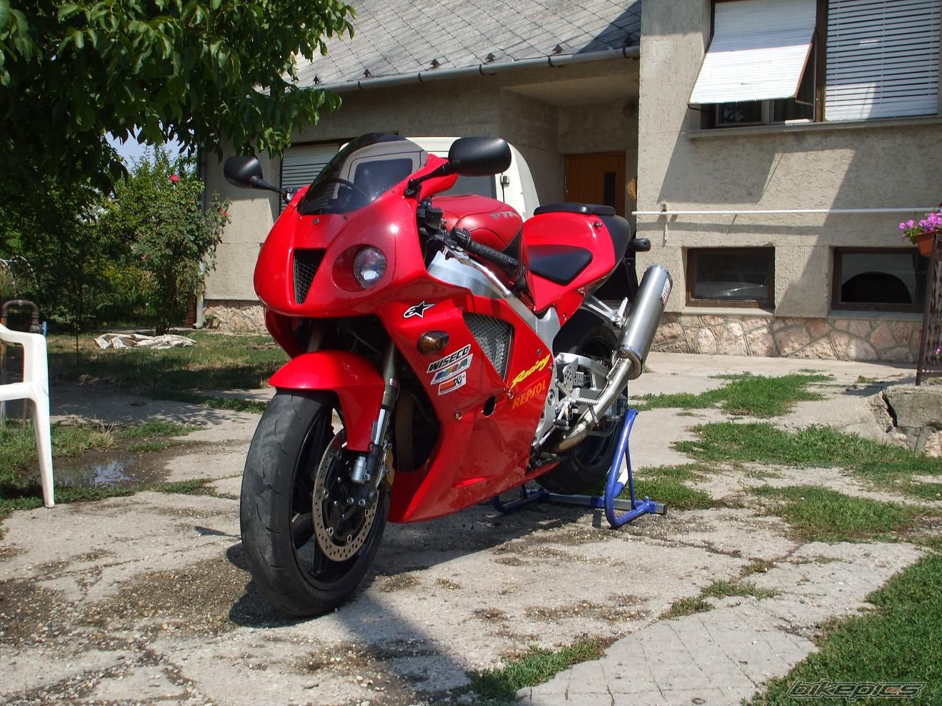 2001 HONDA VTR 1000 SP1 | Picture 1068871 motorcycle photo