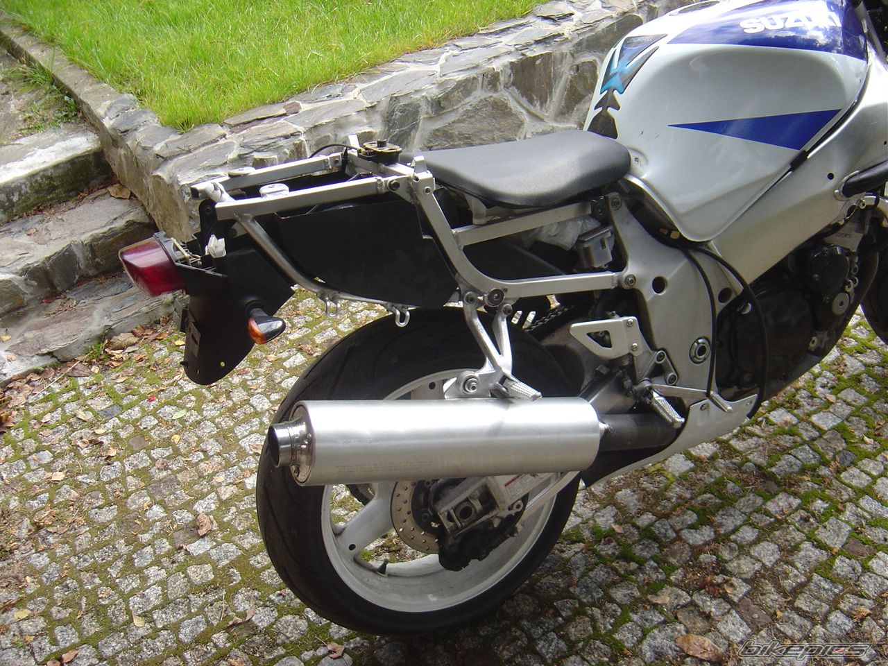 1999 SUZUKI GSX R 600 | Picture 1069046 motorcycle photo