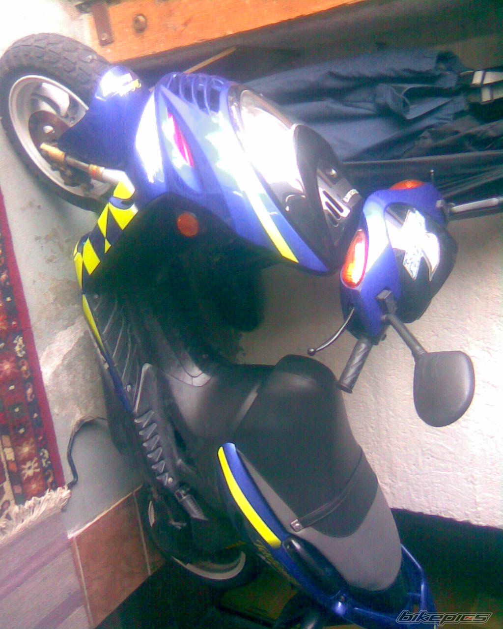 1996 SUZUKI PARKING | Picture 1069507 motorcycle photo