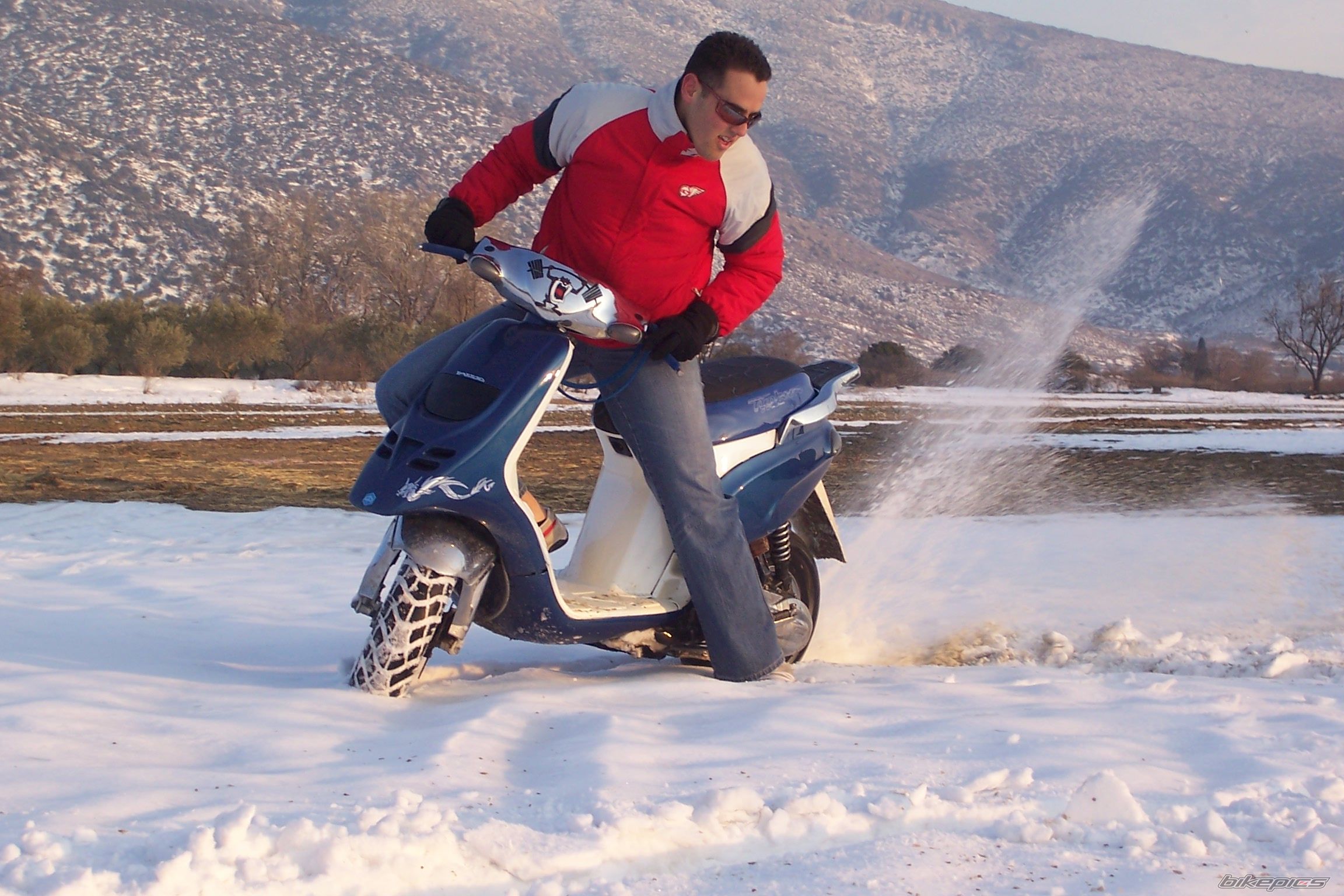 2007 PIAGGIO TYPHOON 125 | Picture 1069720 motorcycle photo