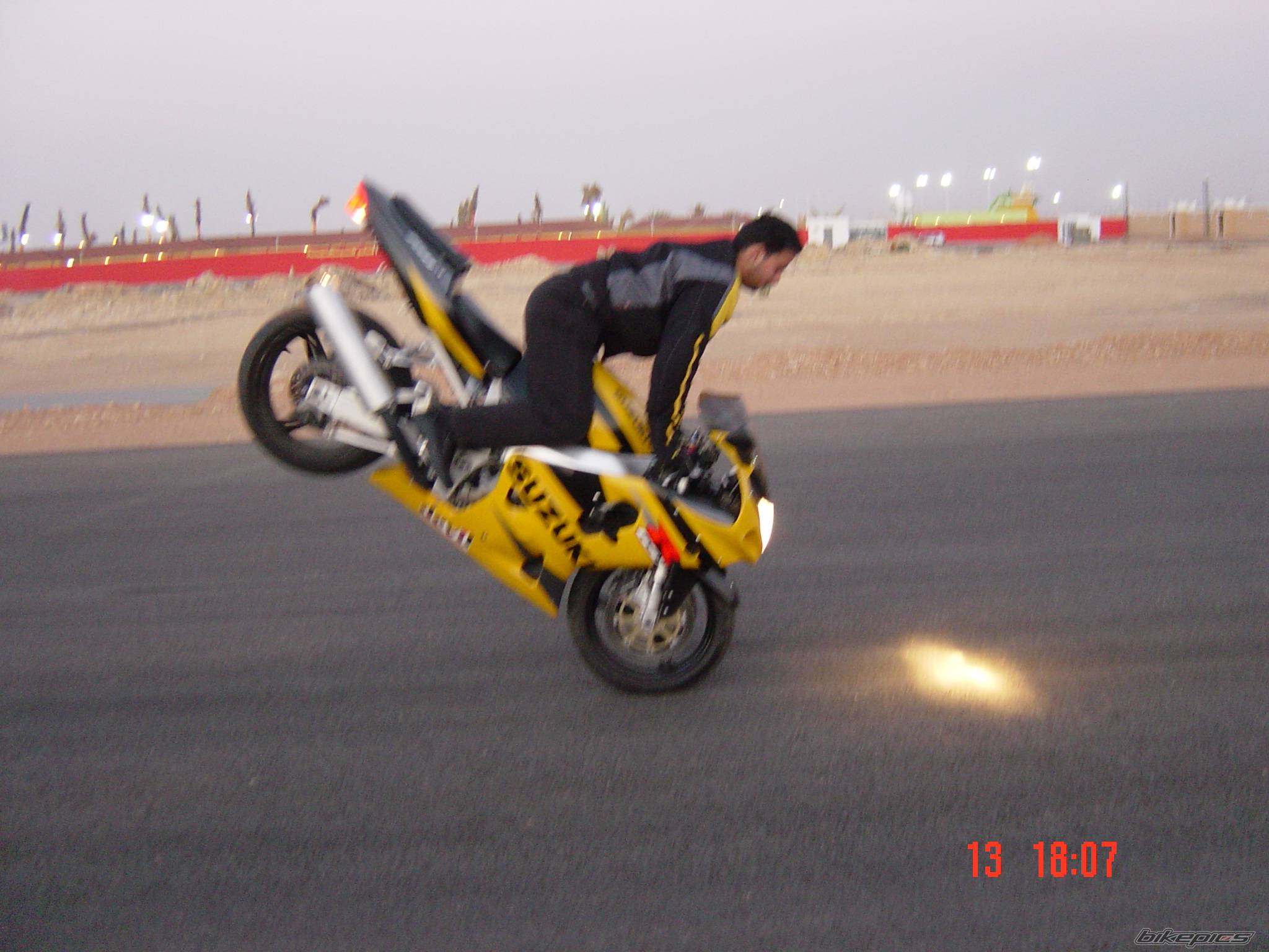 2004 SUZUKI GSX R 1000 | Picture 106979 motorcycle photo