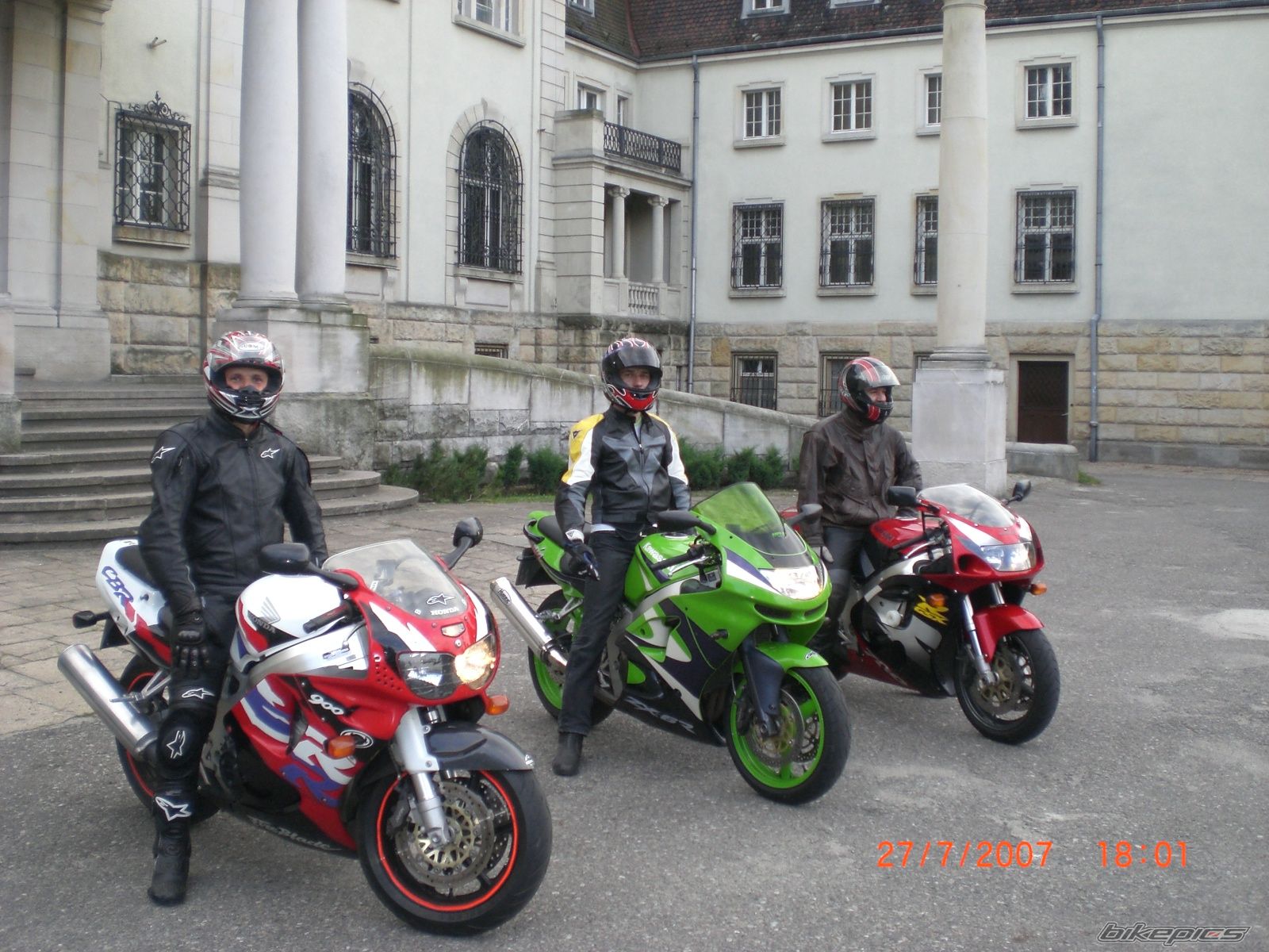 1997 HONDA CBR 900 | Picture 1071711 motorcycle photo
