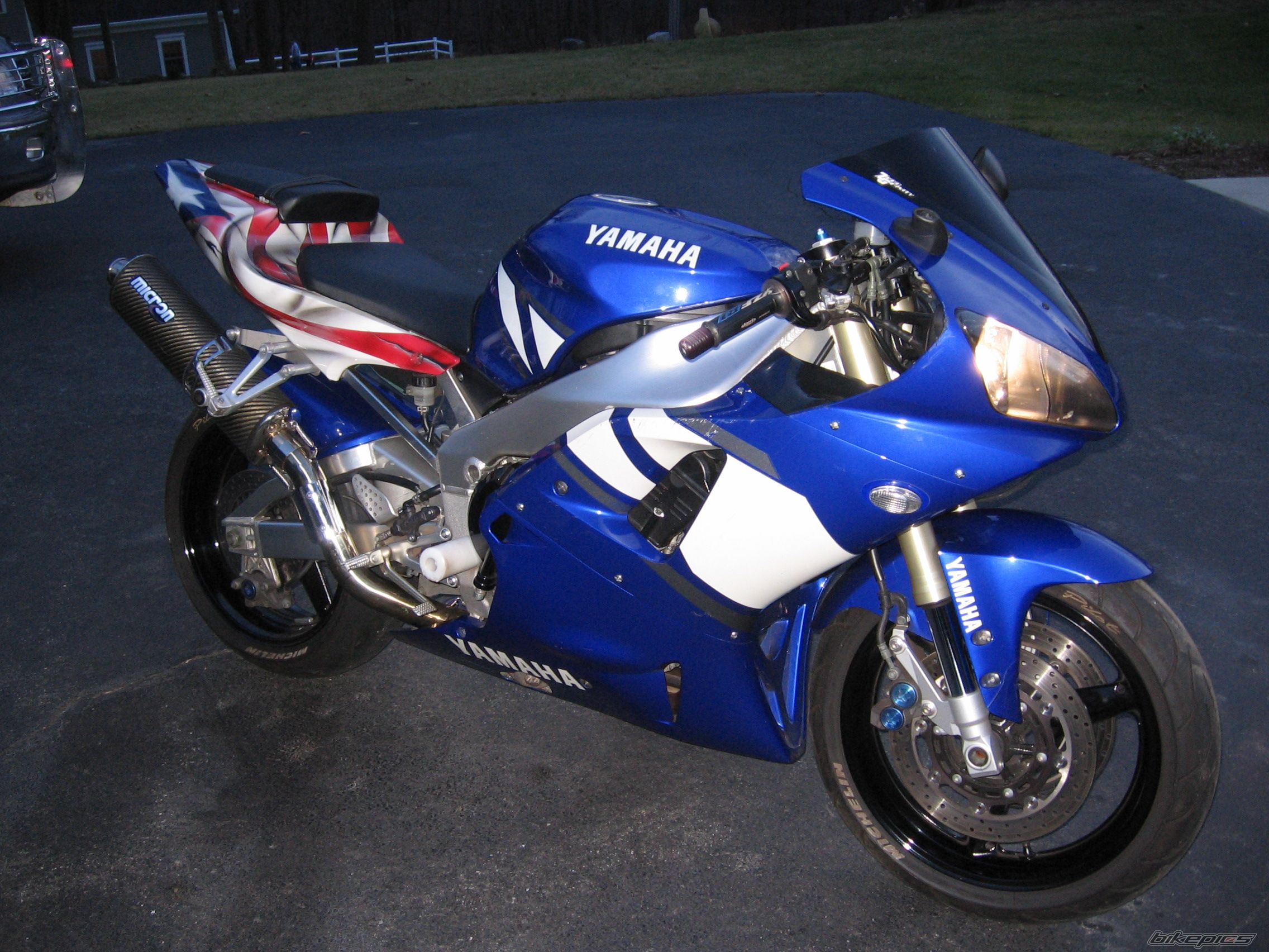 2001 YAMAHA YZF R1 | Picture 1074404 motorcycle photo
