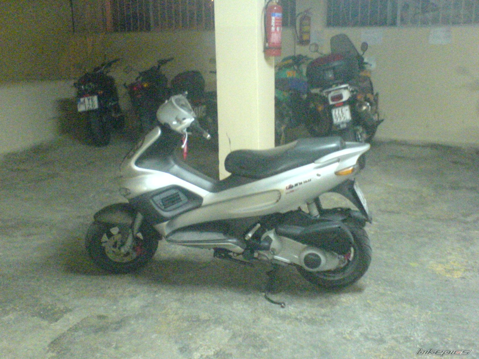 2002 GILERA RUNNER 125 VX | Picture 1074960 motorcycle photo