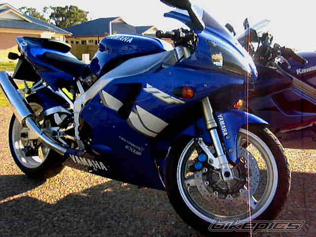2000 YAMAHA YZF R1 | Picture 10768 motorcycle photo