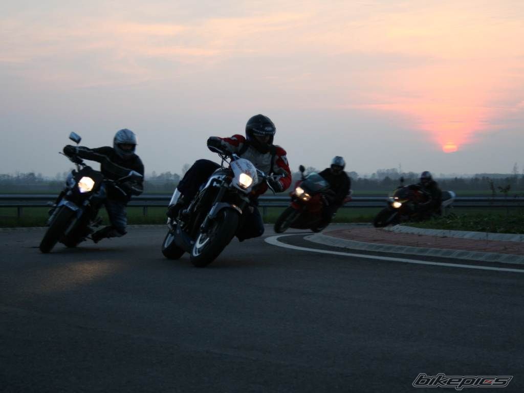 2007 YAMAHA FZR 600 | Picture 1076873 motorcycle photo