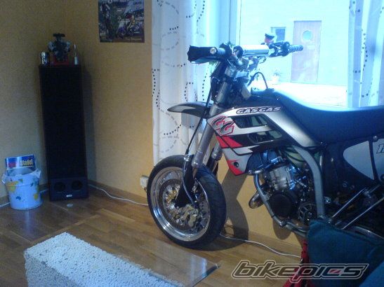 2004 GAS GAS SM 125 | Picture 1078399 motorcycle photo