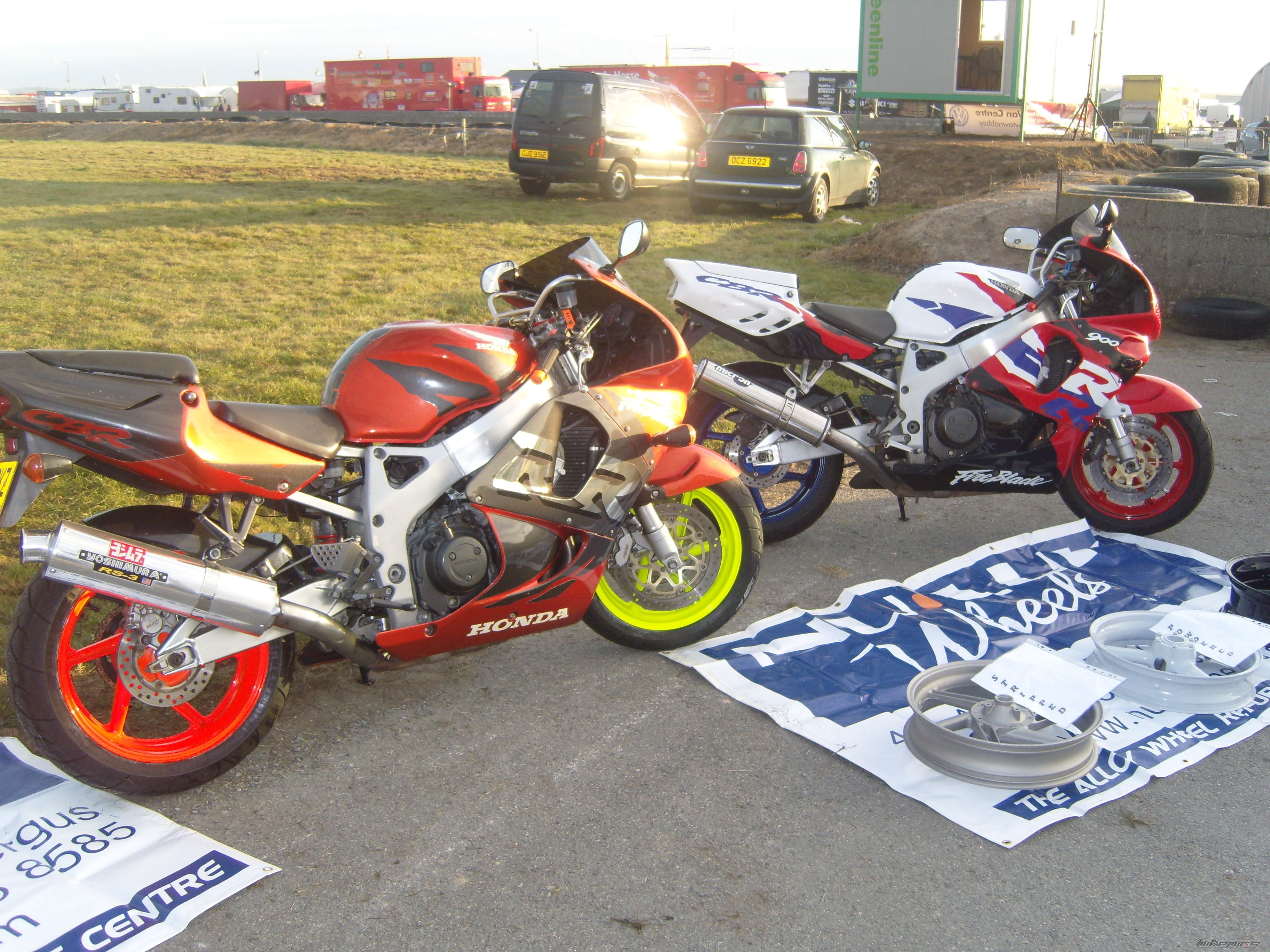 1998 HONDA CBR 900 | Picture 1078627 motorcycle photo