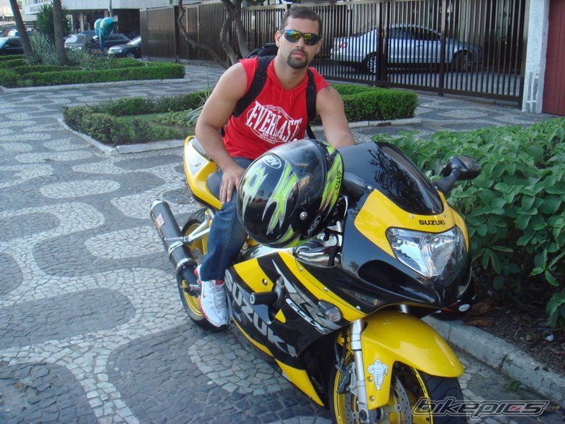 2001 SUZUKI GSX R 750 | Picture 1078814 motorcycle photo
