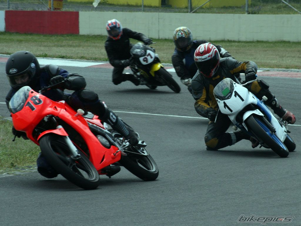 2004 HONDA CBR 150 | Picture 1080388 motorcycle photo