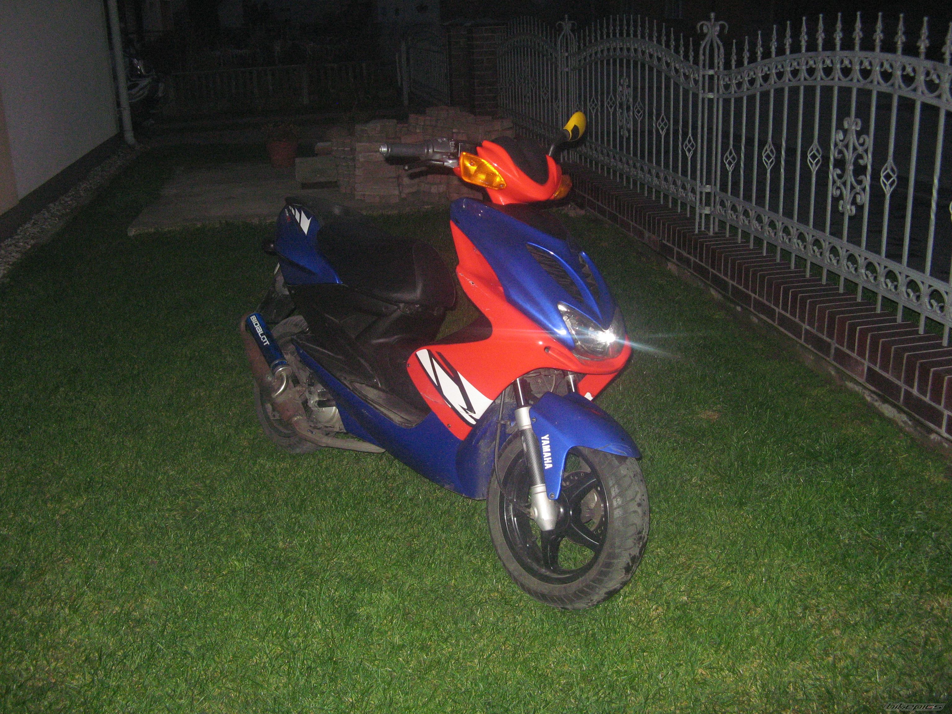 2004 YAMAHA AEROX 50 | Picture 1081820 motorcycle photo