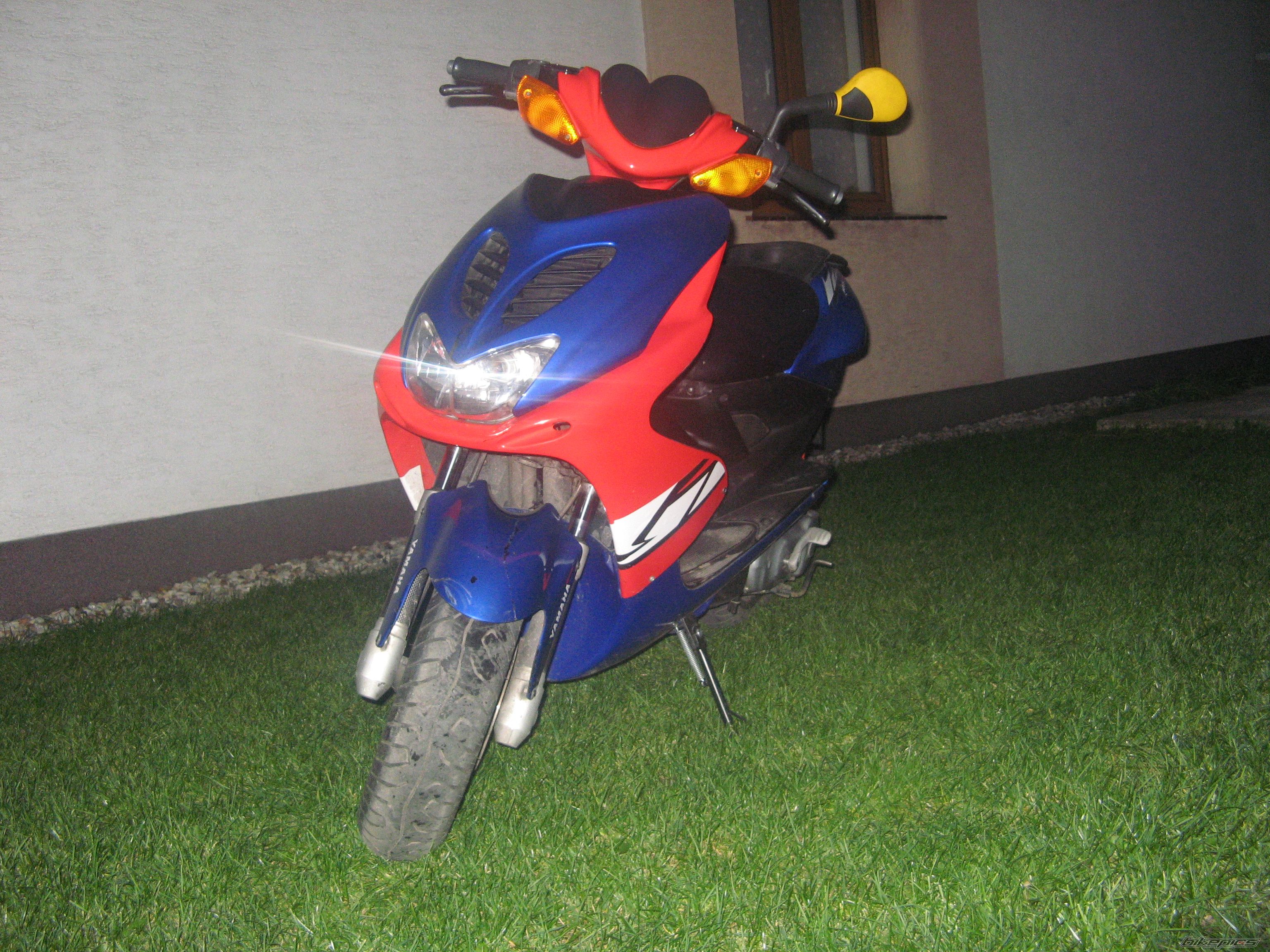 2004 YAMAHA AEROX 50 | Picture 1081836 motorcycle photo