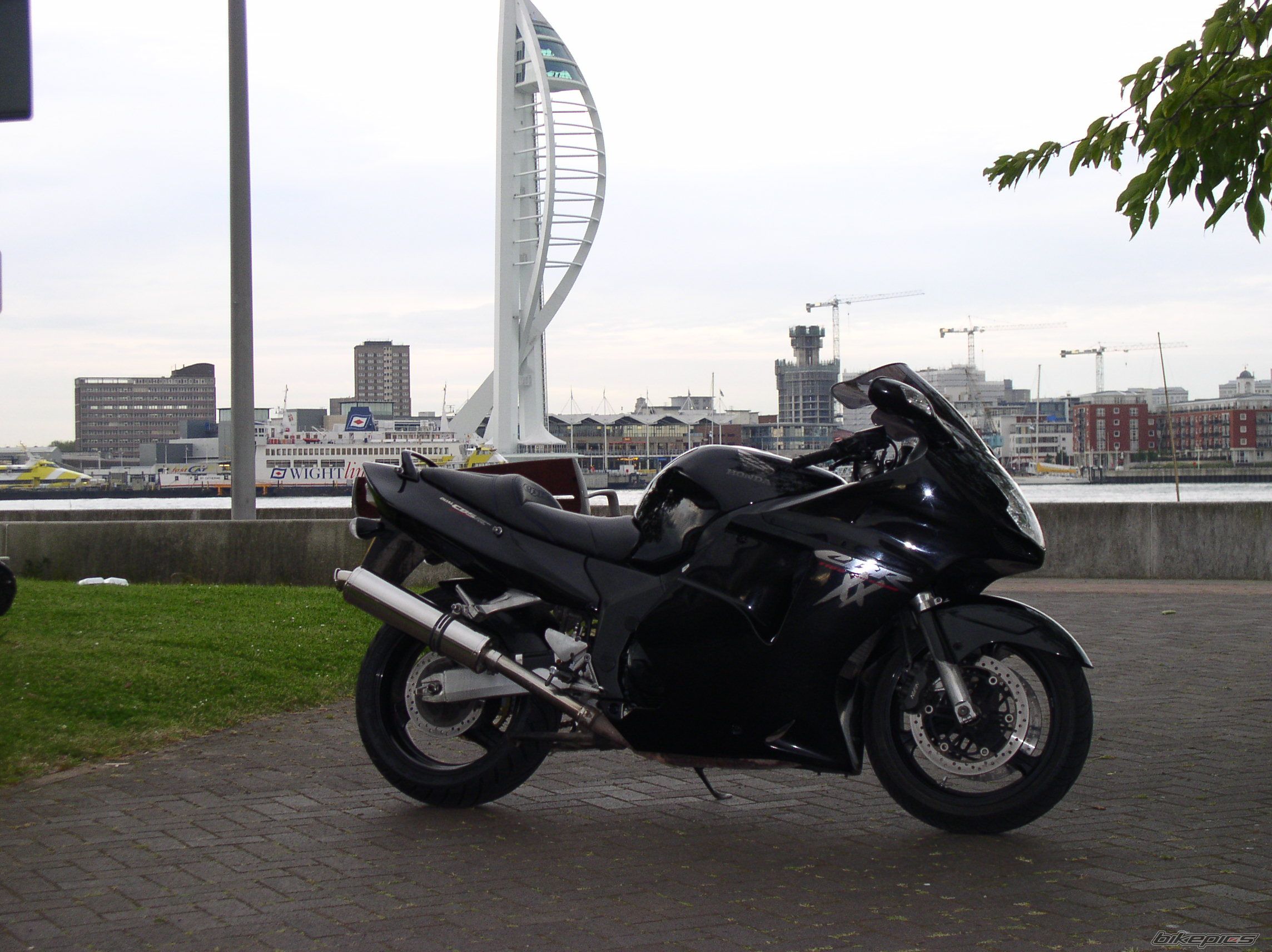 1998 HONDA CBR 1100 BLACKBIRD | Picture 1081936 motorcycle photo