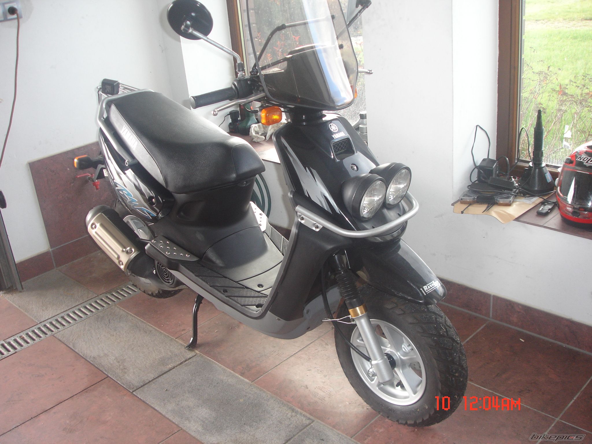 2004 YAMAHA BWS 100 | Picture 1082985 motorcycle photo