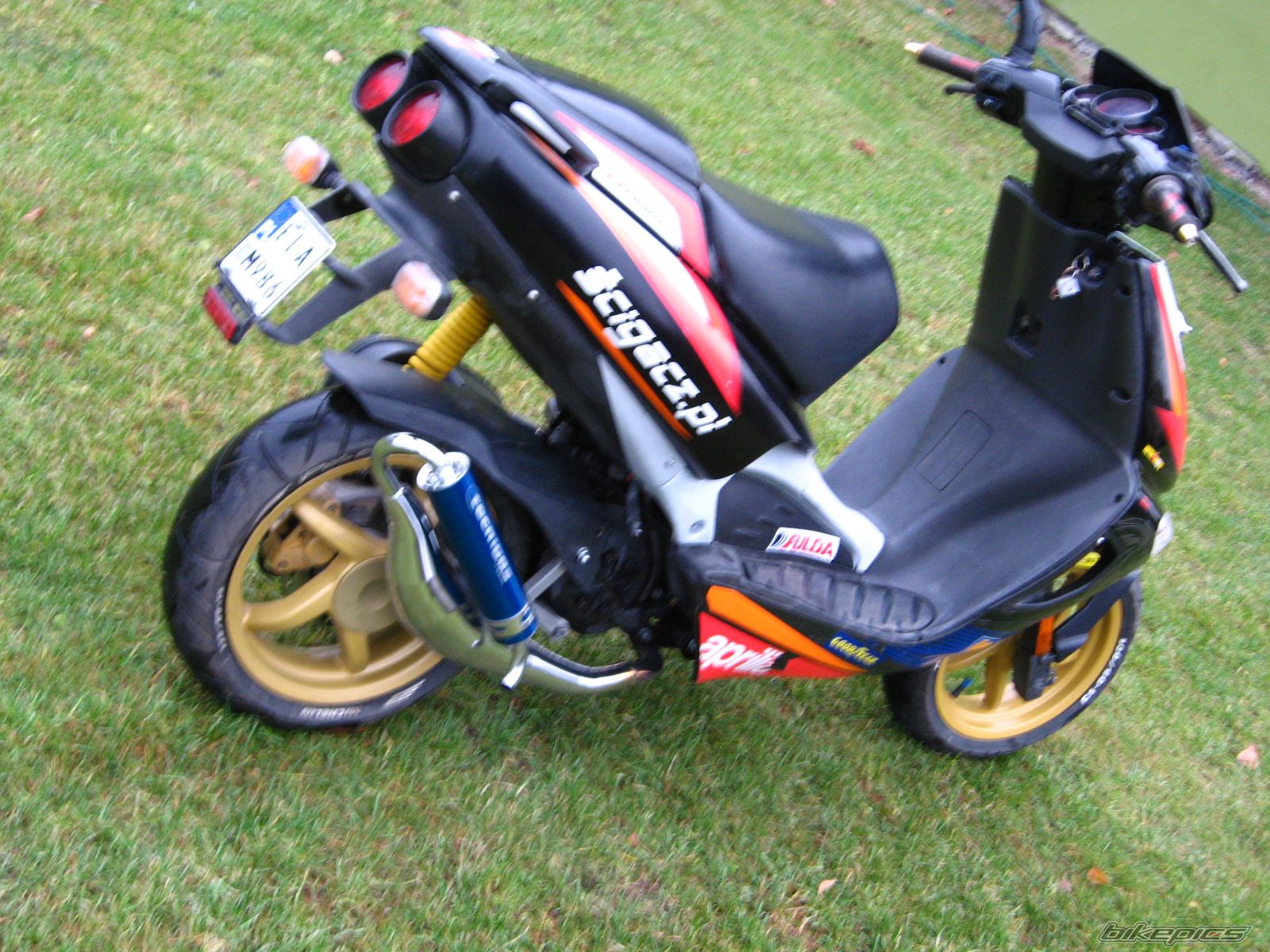 2003 APRILIA SR 50 | Picture 1083938 motorcycle photo