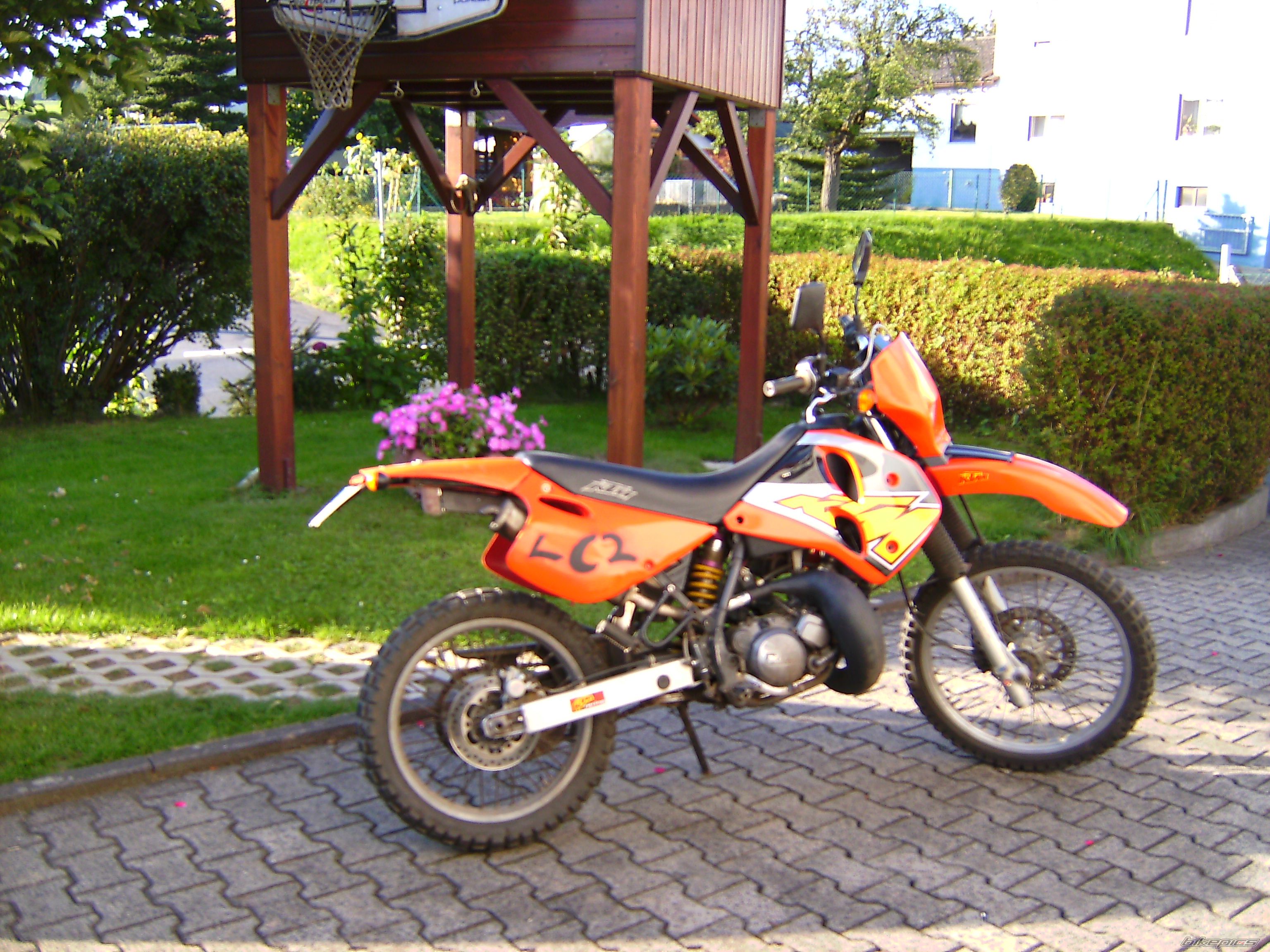 1999 KTM 125 LC2 | Picture 1085513 motorcycle photo