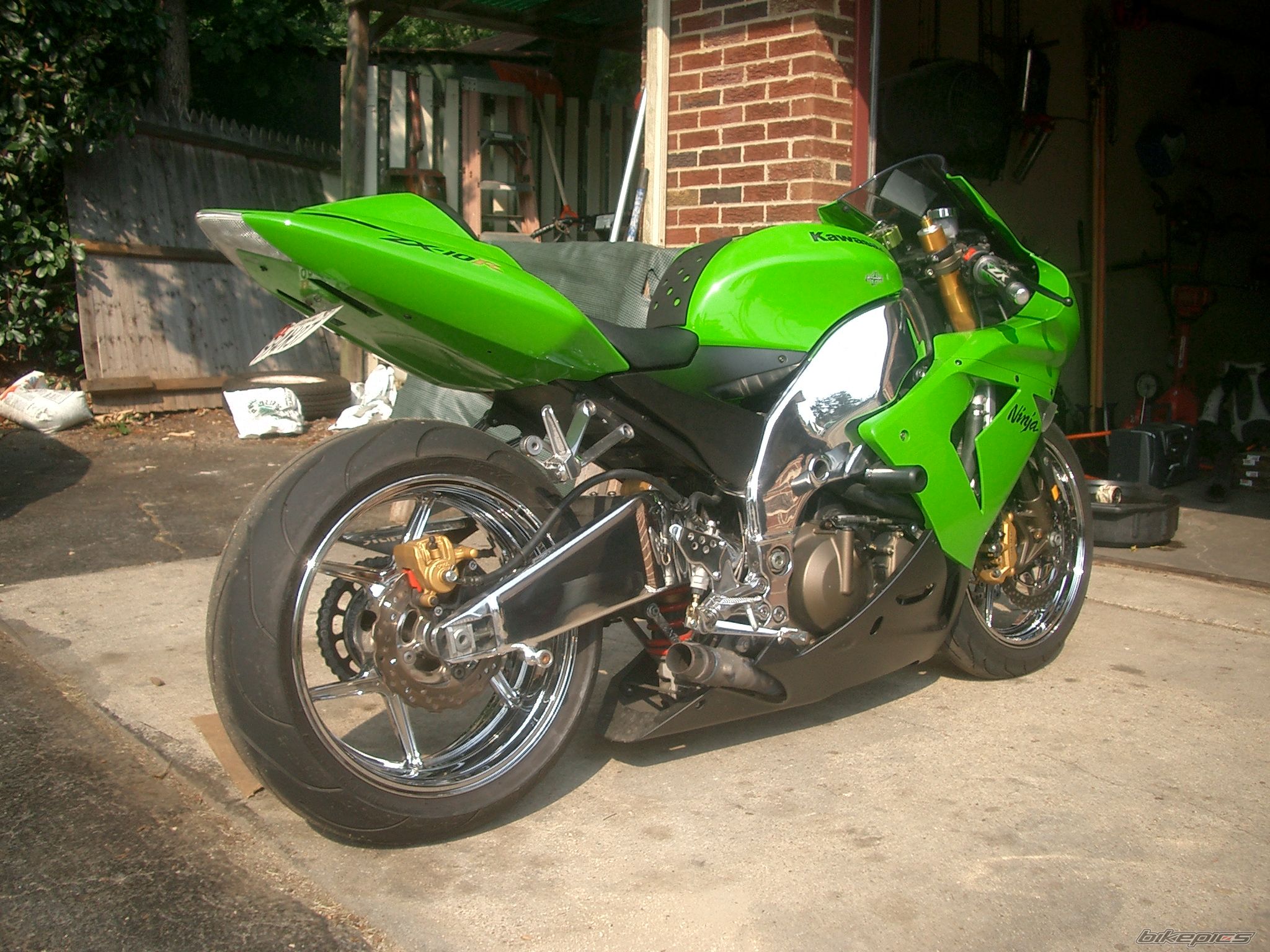 2004 KAWASAKI ZX 10R | Picture 1085994 motorcycle photo